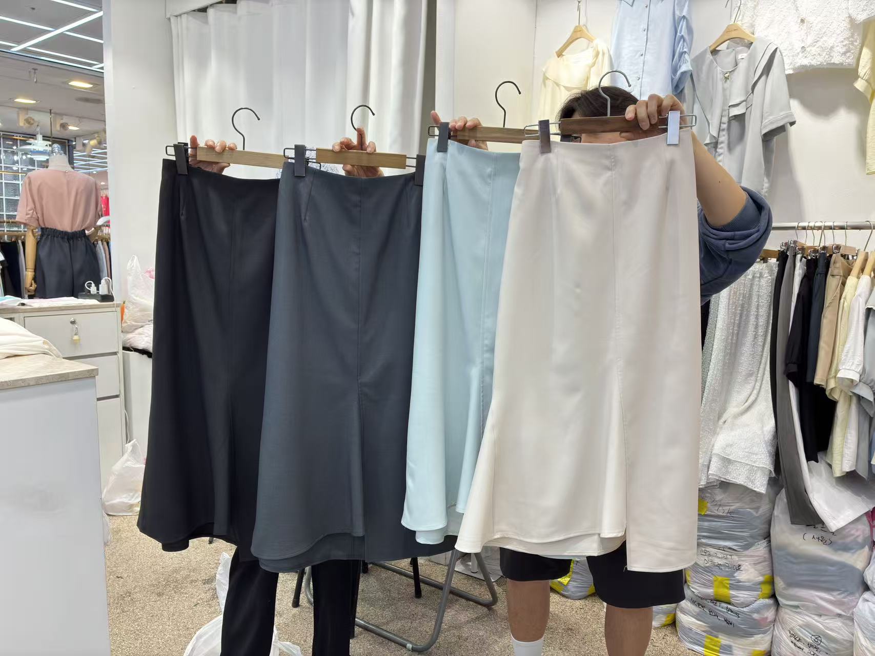 SP14_05 魚尾CUT SK (4色)