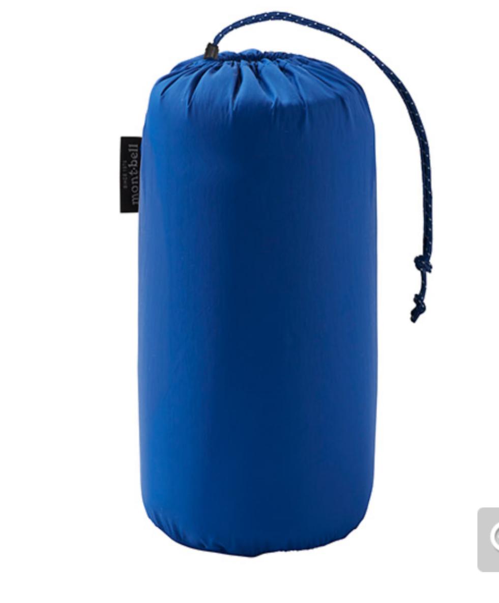 Montbell 大童Neige 羽絨外套 Blue /purple /grey / green /yellow Size 140-160 Grey size only 140/160 這款羽絨外套填充了大量優質羽絨，既保暖又輕盈。可拆卸的帽子讓您可以根據不同場合將其作為羽絨服或夾克穿著。它非常適合各種活動，從徒步旅行、露營到通勤上學和日常穿著。