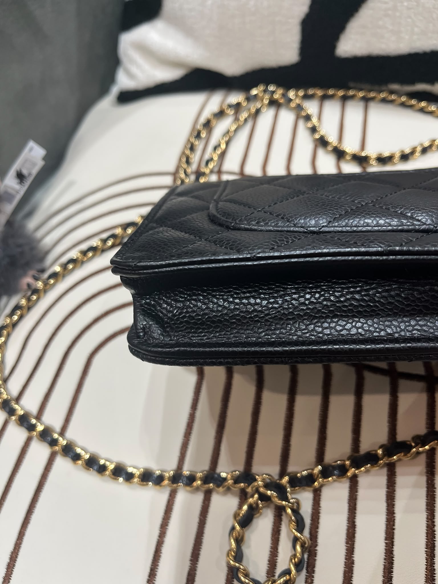 Chanel Wallet On Chain 黑色荔枝牛皮金鏈 100%Authentic, 99%New ✅晶片 ✅Dust bag ✅Box