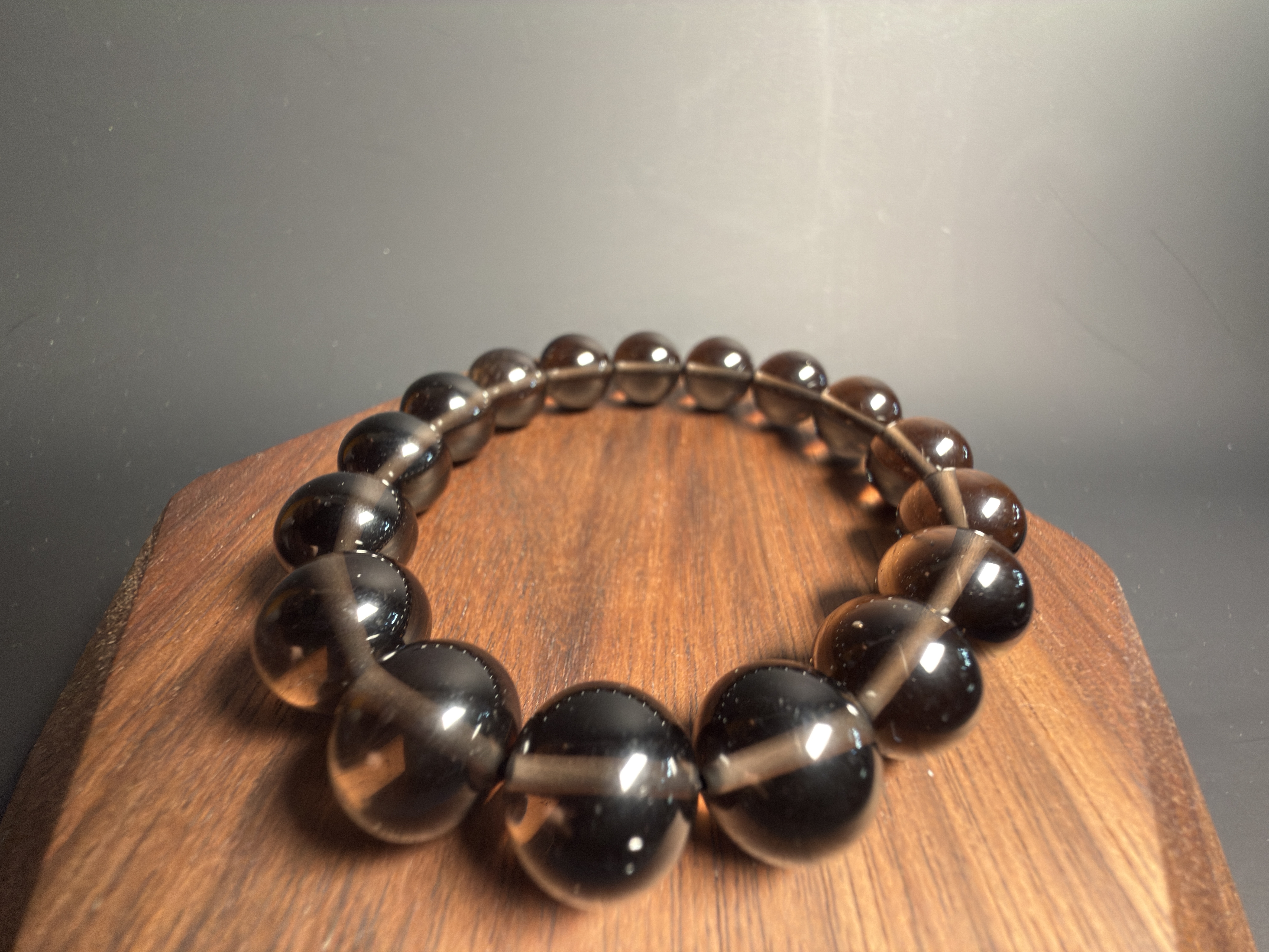 冰曜石手串 （12mm) (option 2）