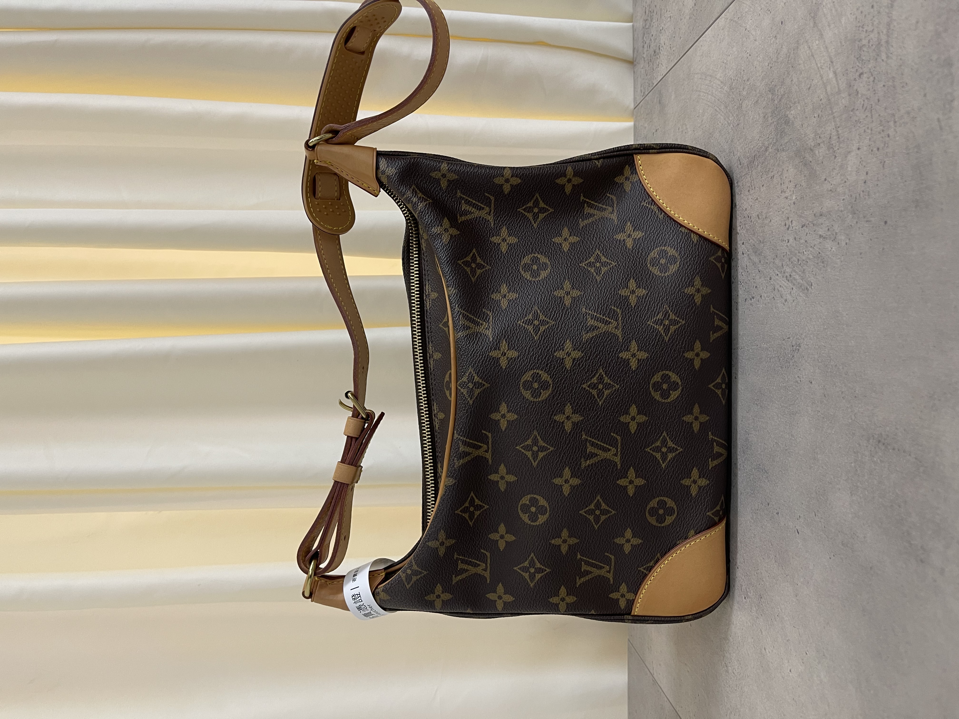 Pre-owned Louis Vuitton Monogram Boulogne / Product Code: 26012410