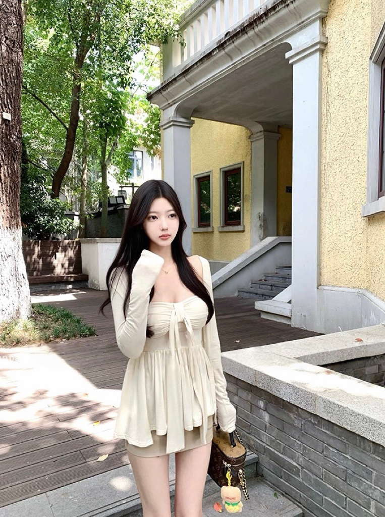 4526 Lunar Muse Knit Dress“月光缪斯针织开衫抹胸裙”