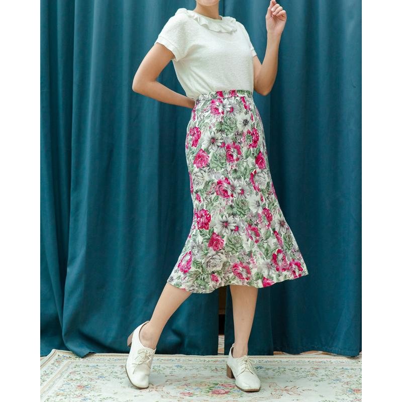 Vintage Made in Japan 100% Cotton Romantic Floral Bottom Flare /Mermaid Skirt - Waist 28~32" (MT1606-07)
