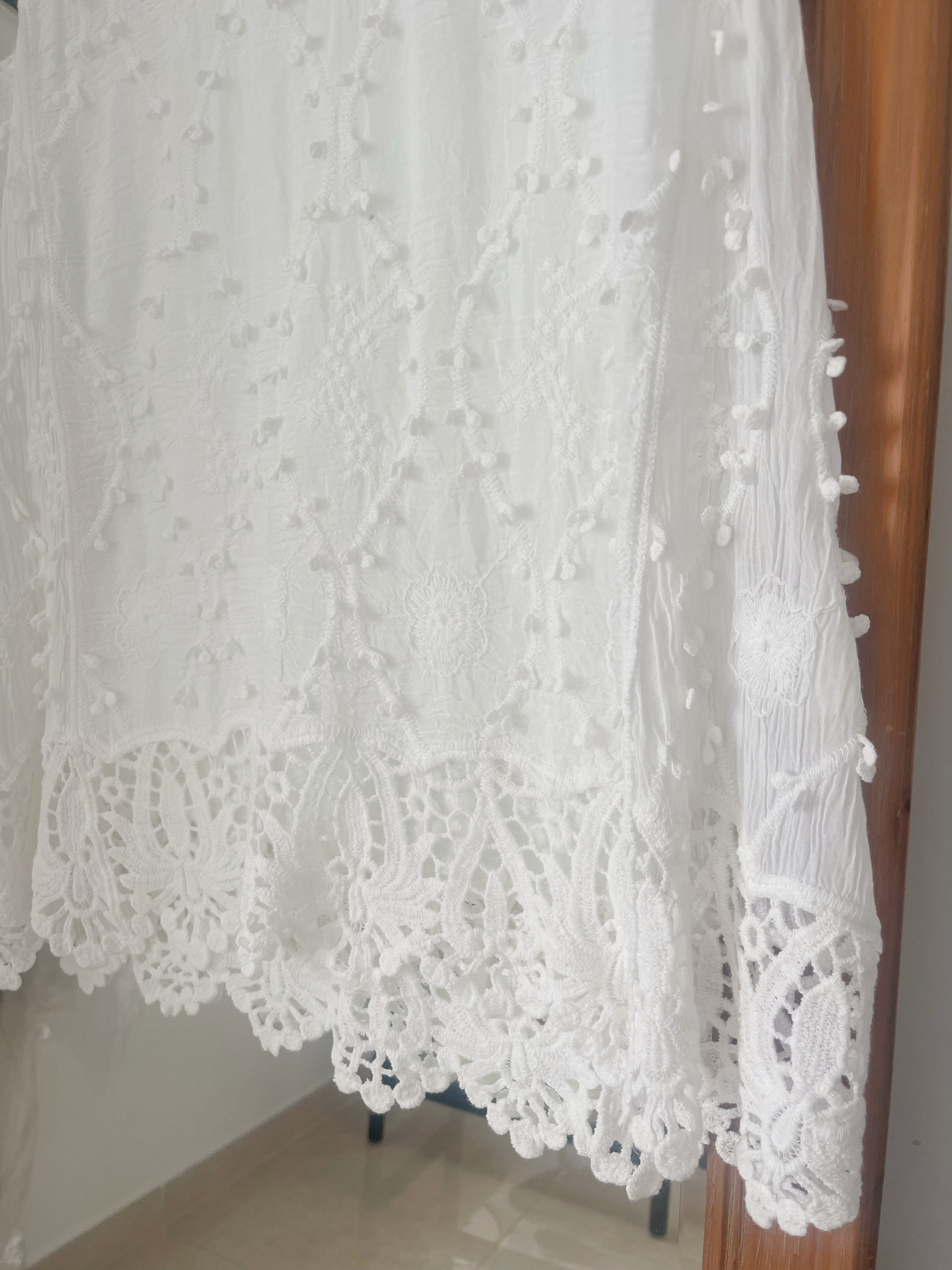 Textured lace top (Ivory)