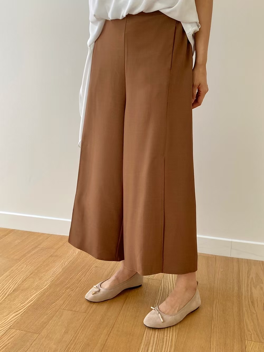 Simple High-Waisted Cropped Wide-Leg Pants ‖ 简约高腰九分阔腿裤 KR0481371
