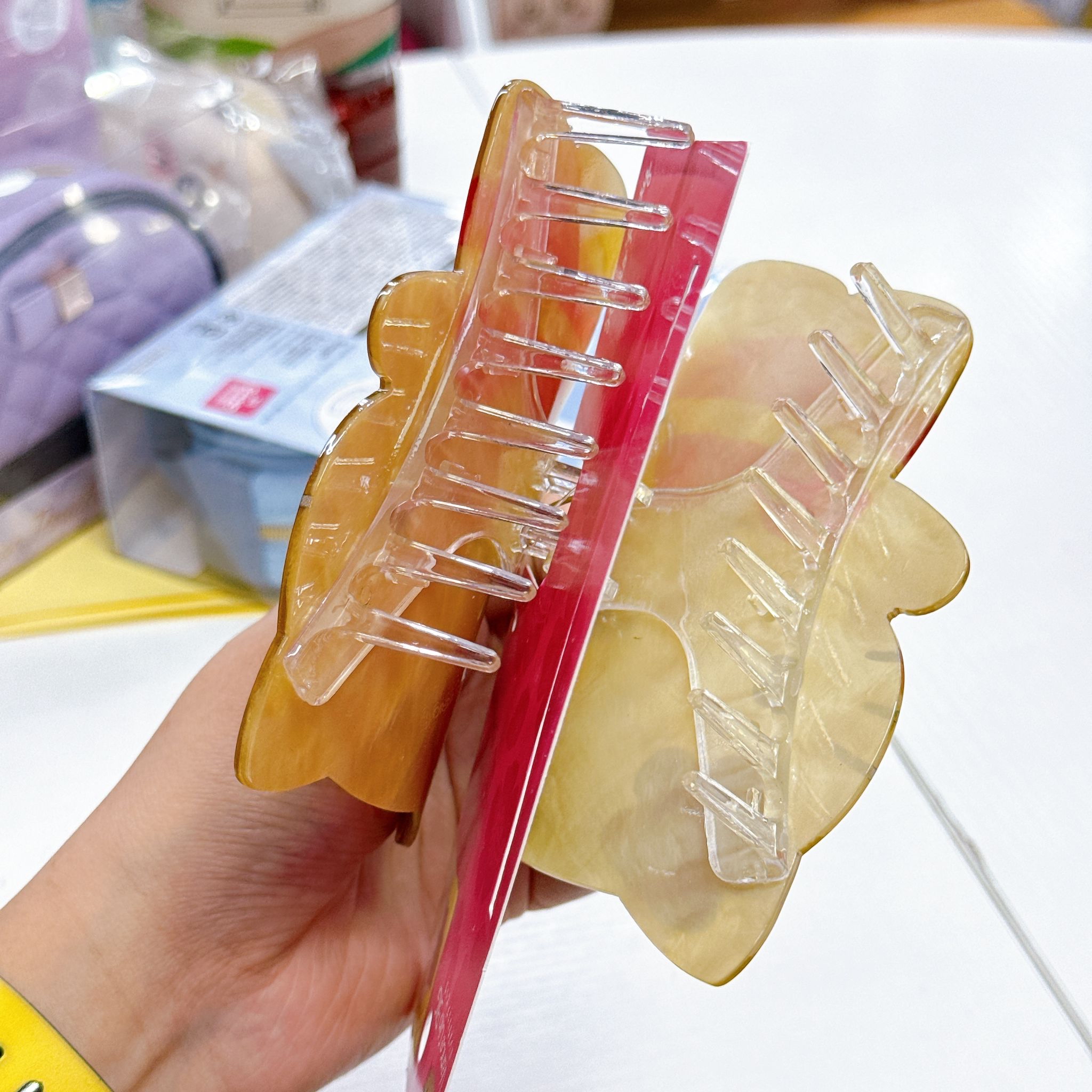 日本直送Hello Kitty 鯊魚夾