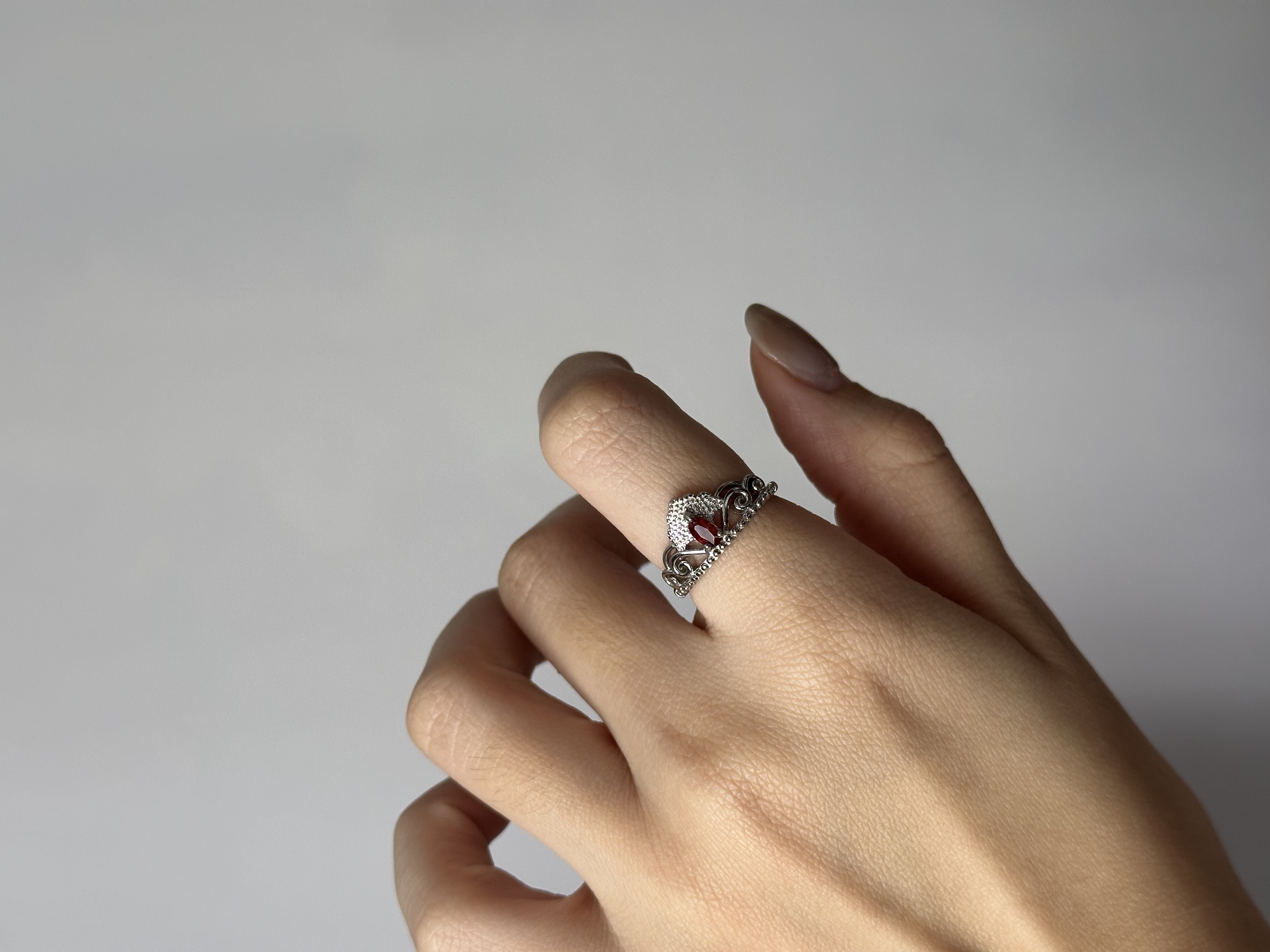 石榴石戒指 ｜ Garnet Ring 