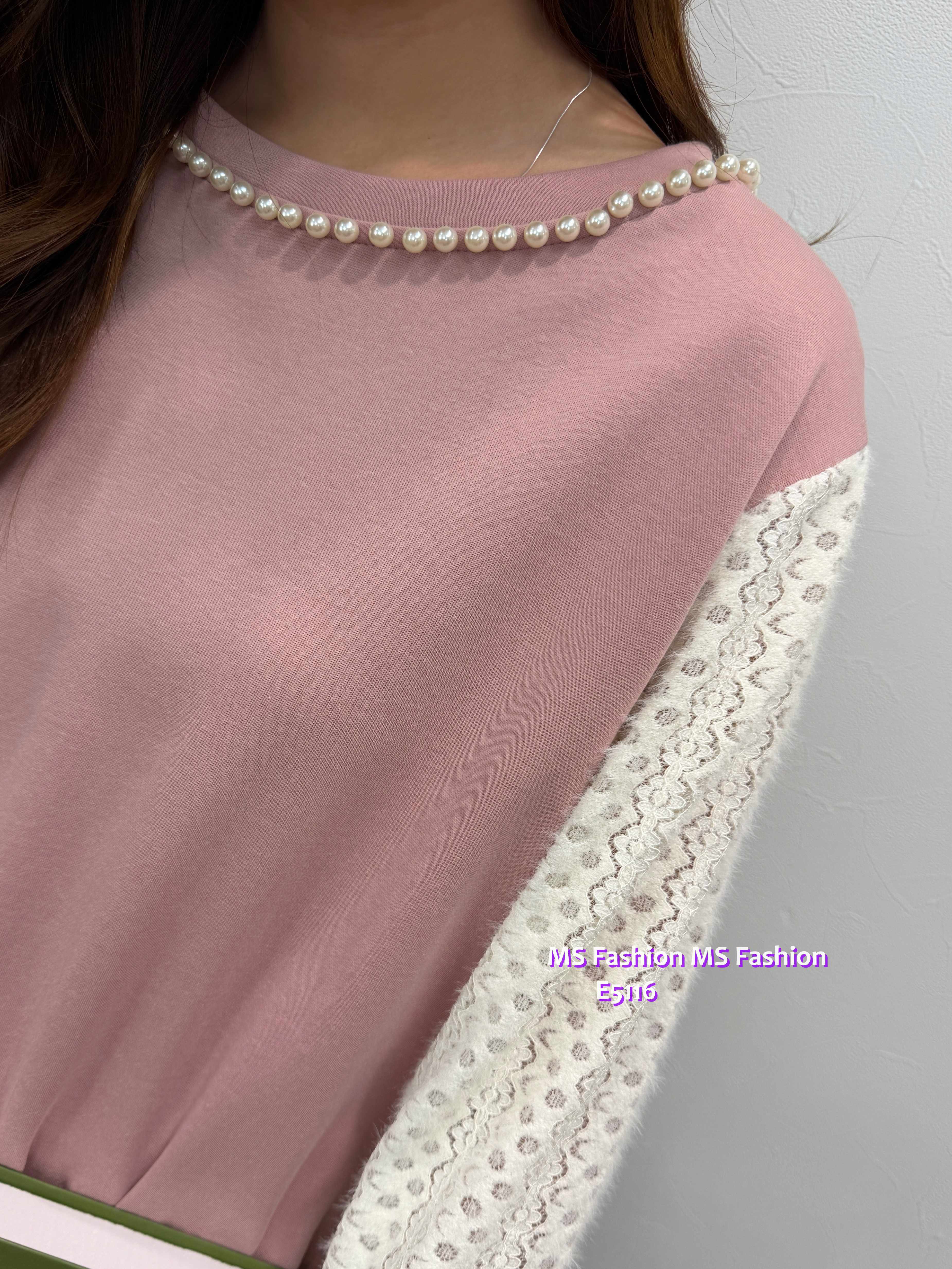 E5116 特色珠領通花袖top