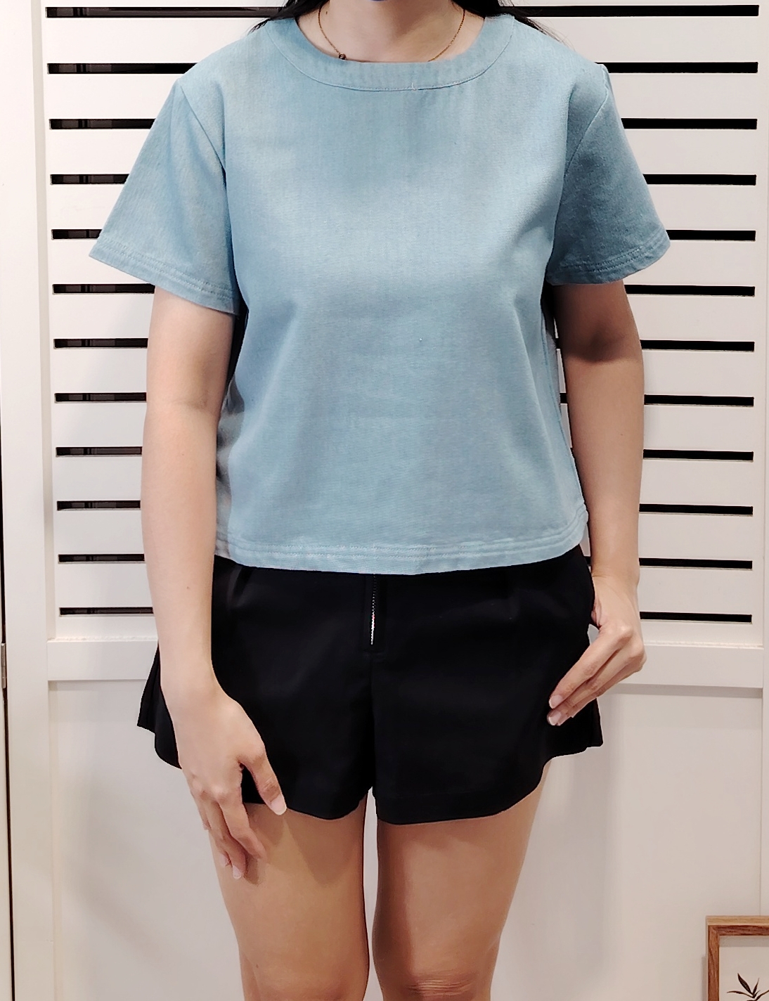 LY616 Denim Round Neck Zipped Short Sleeve Top