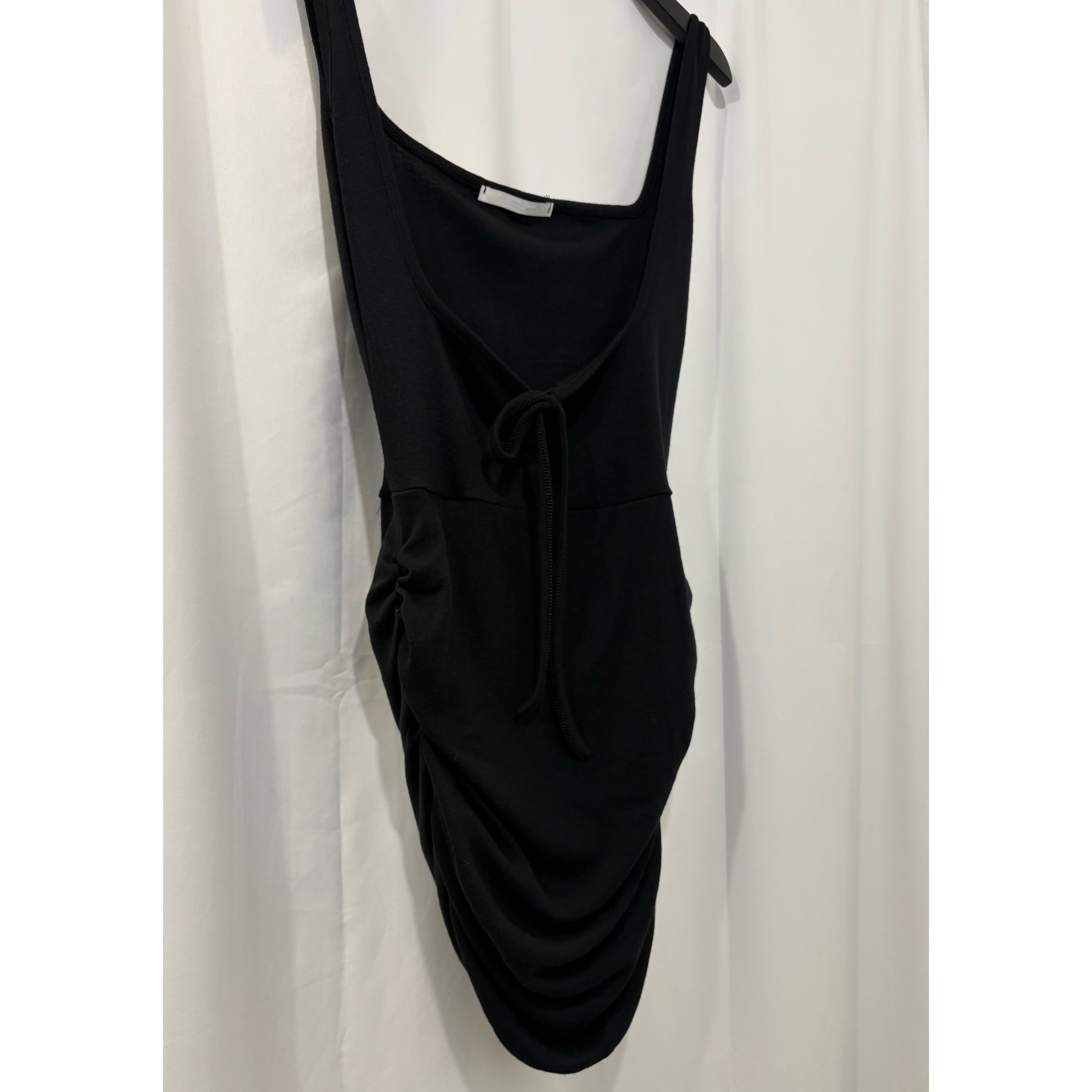 新品價11月1截單🧸2610S《BODYCON CAMI OPS》