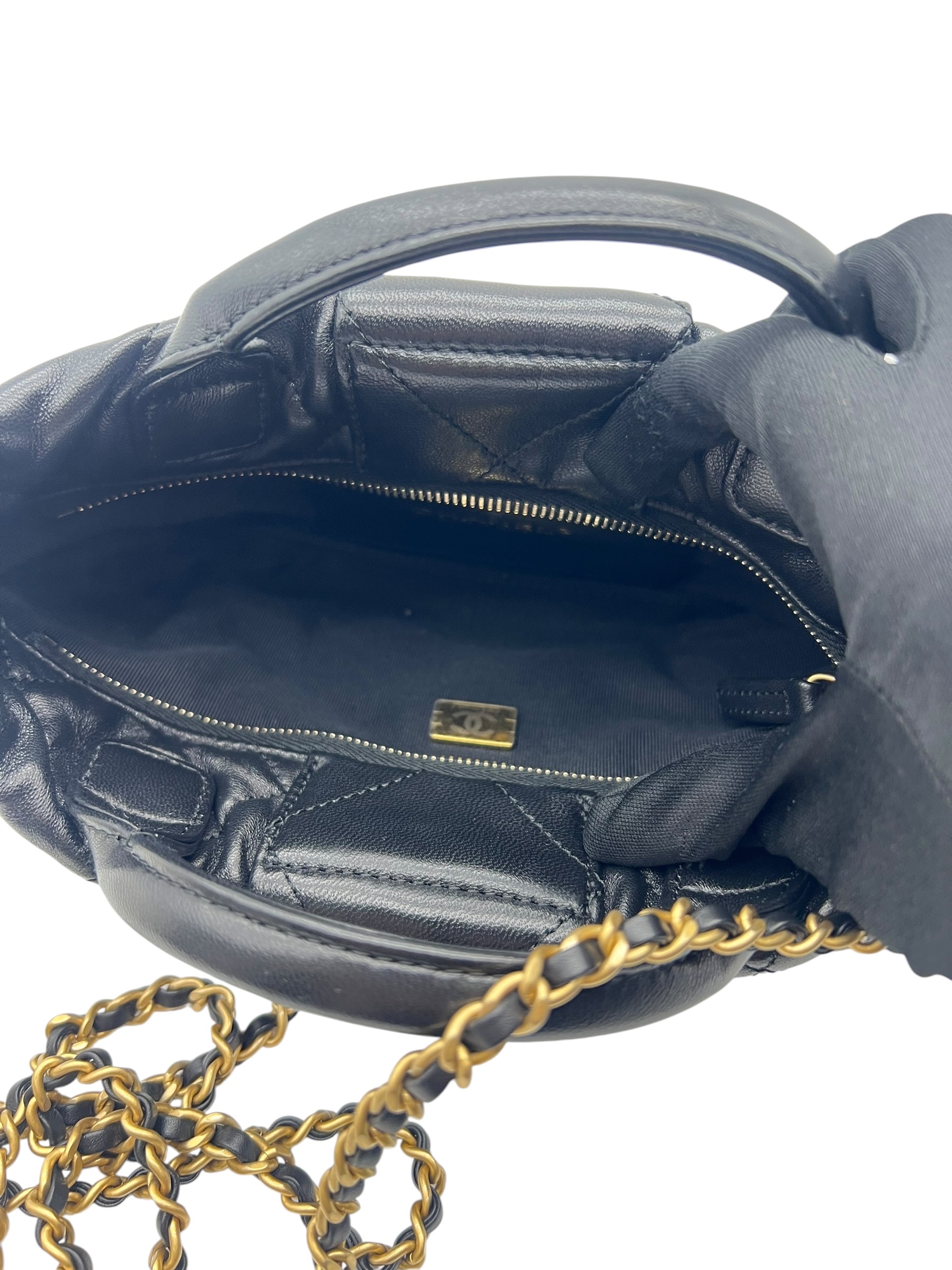 Pre-Owned CHANEL Mini Bow Bag / Product Code: 061406