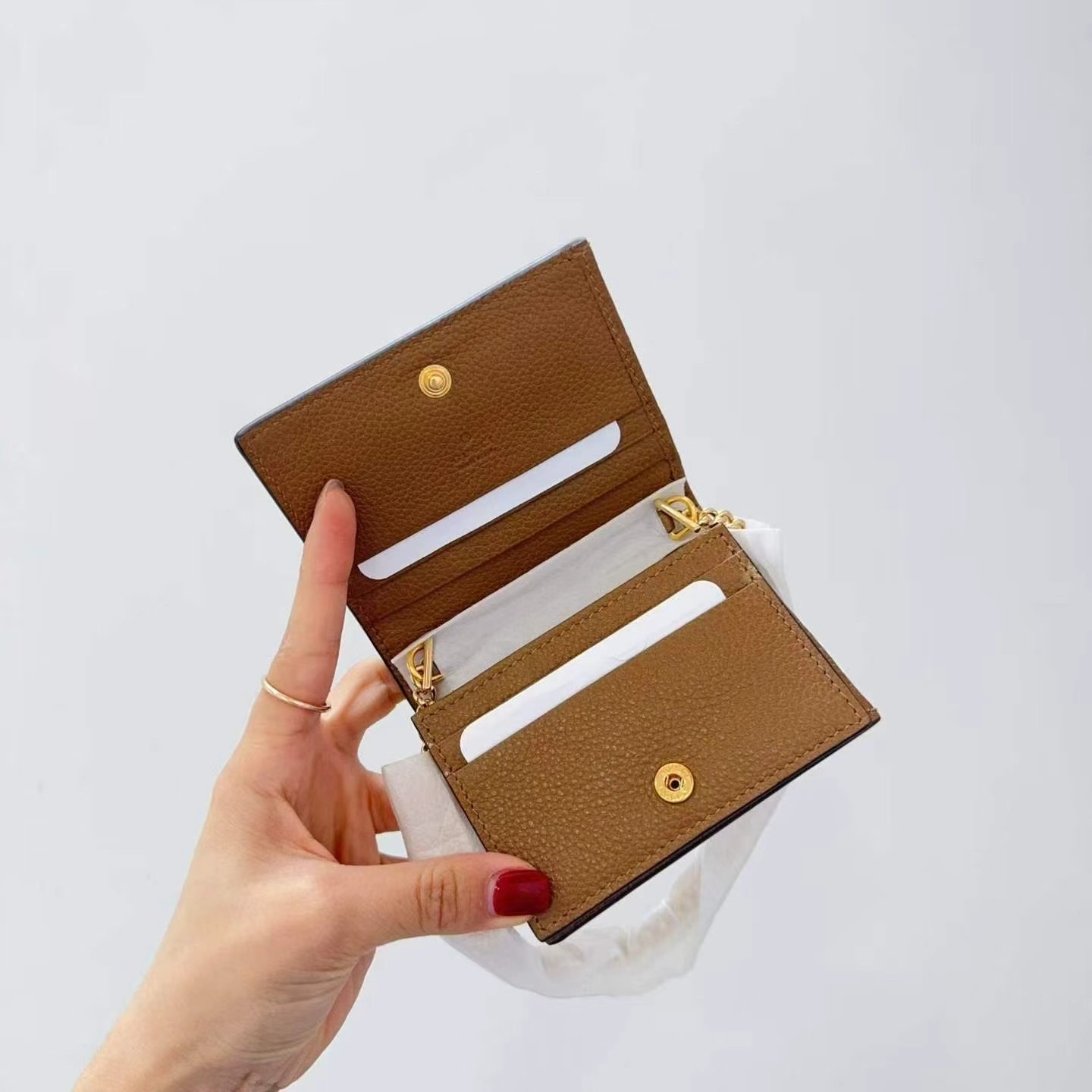 【預訂貨品】 閒置新⭐️  Gucci Zumi 系列銀包