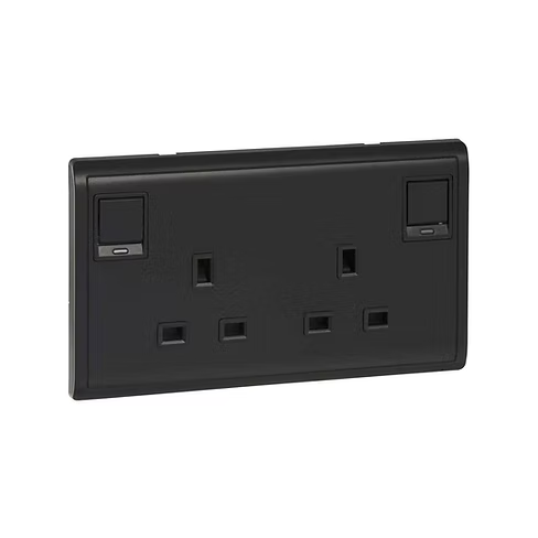 施耐德 Pieno 寫意黑 13A孖蘇有掣有燈 插座