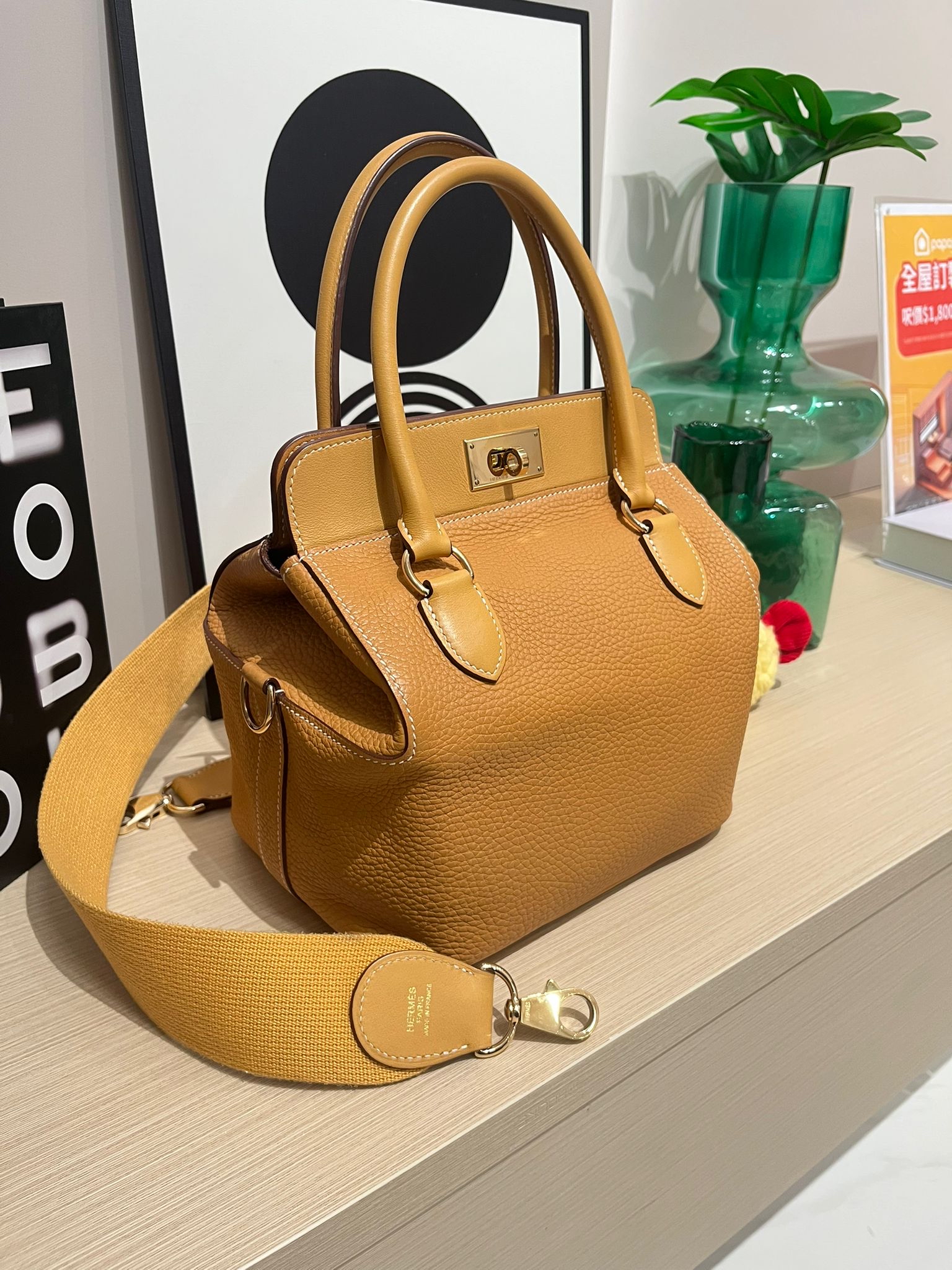 Hermes Toolbox 20 Stamp Y 芝麻色金扣 100%Authentic, 95%New ✅Dust bag ✅Box