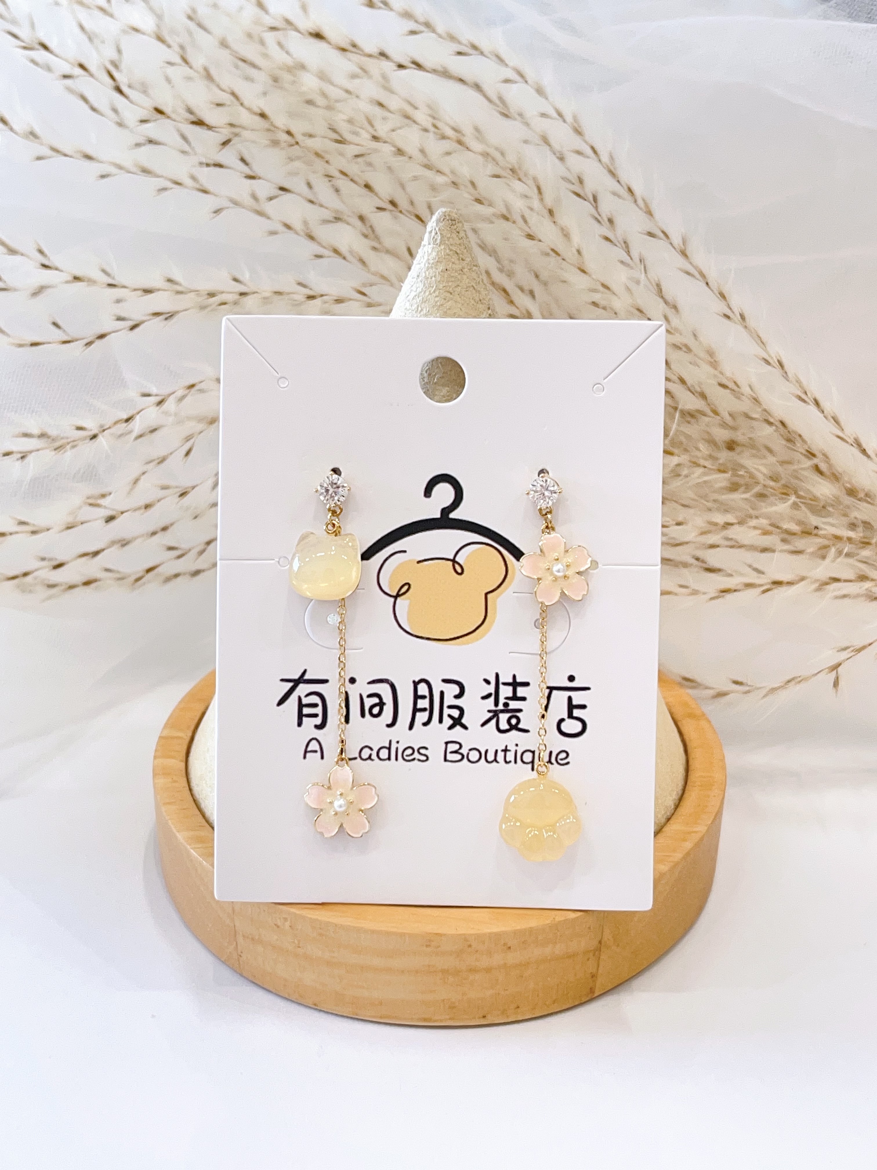 不规则小猫花花主题耳环