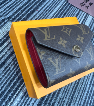 M41938R WALLET L 短钱包 金扣老花/大红【有盒子】(250)