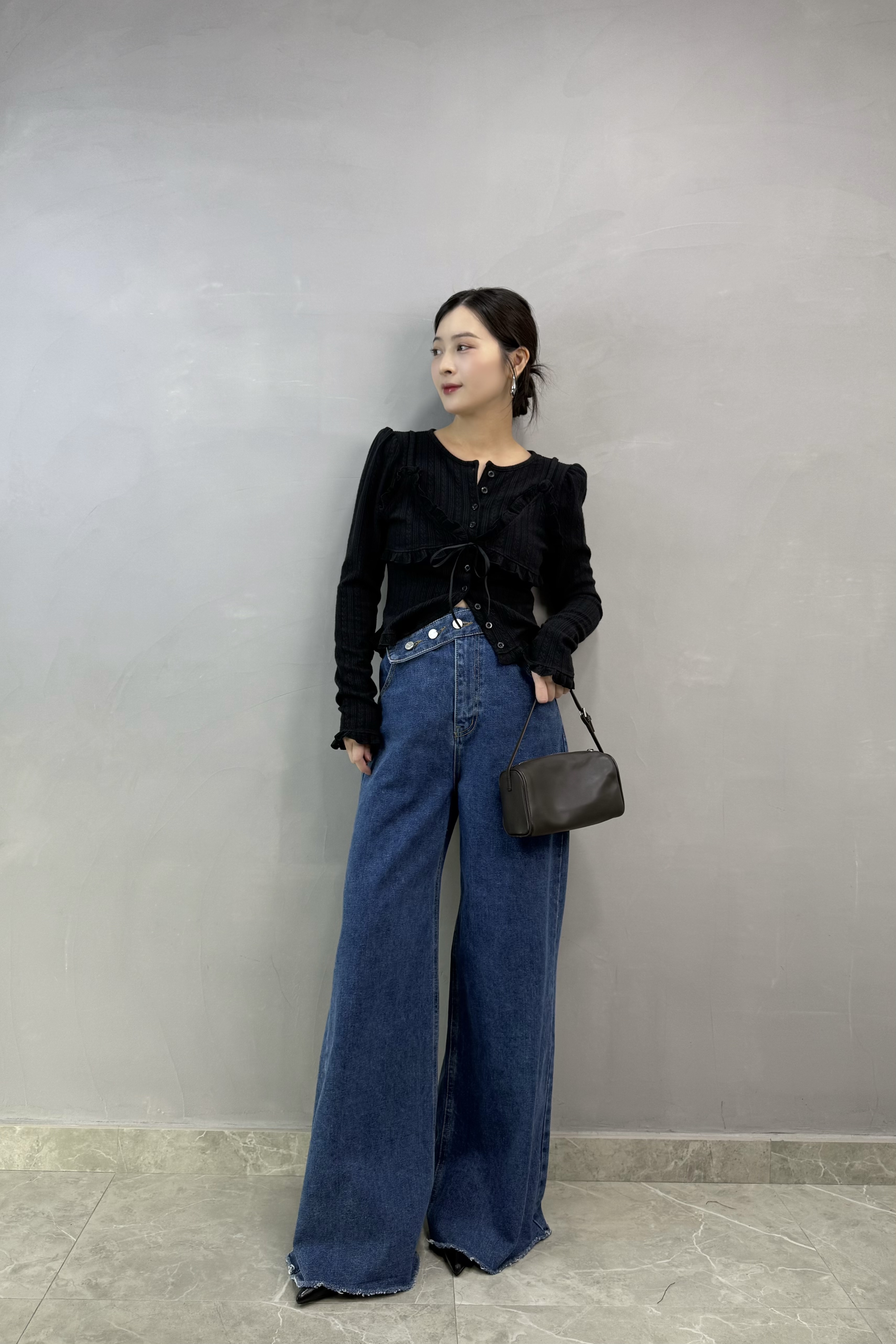 J07 女神ruffle Top