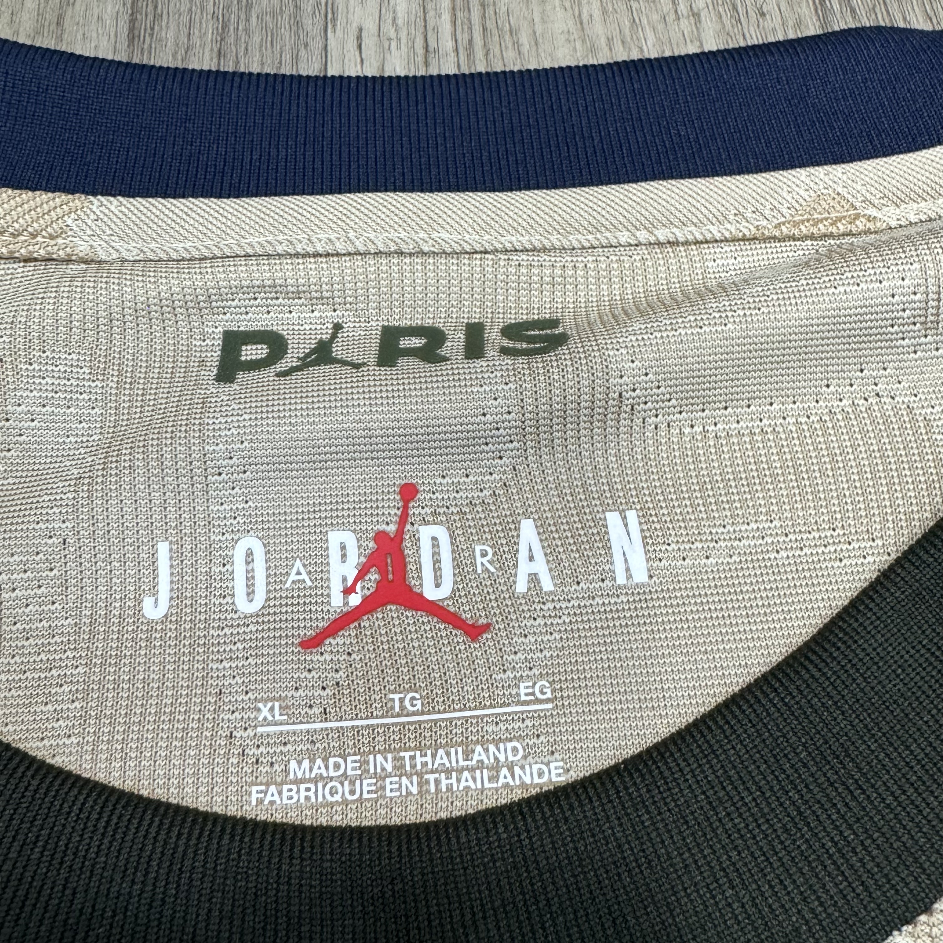 PSG 23/24 player issue fourth shirt #7 Mbappe (bnwt)