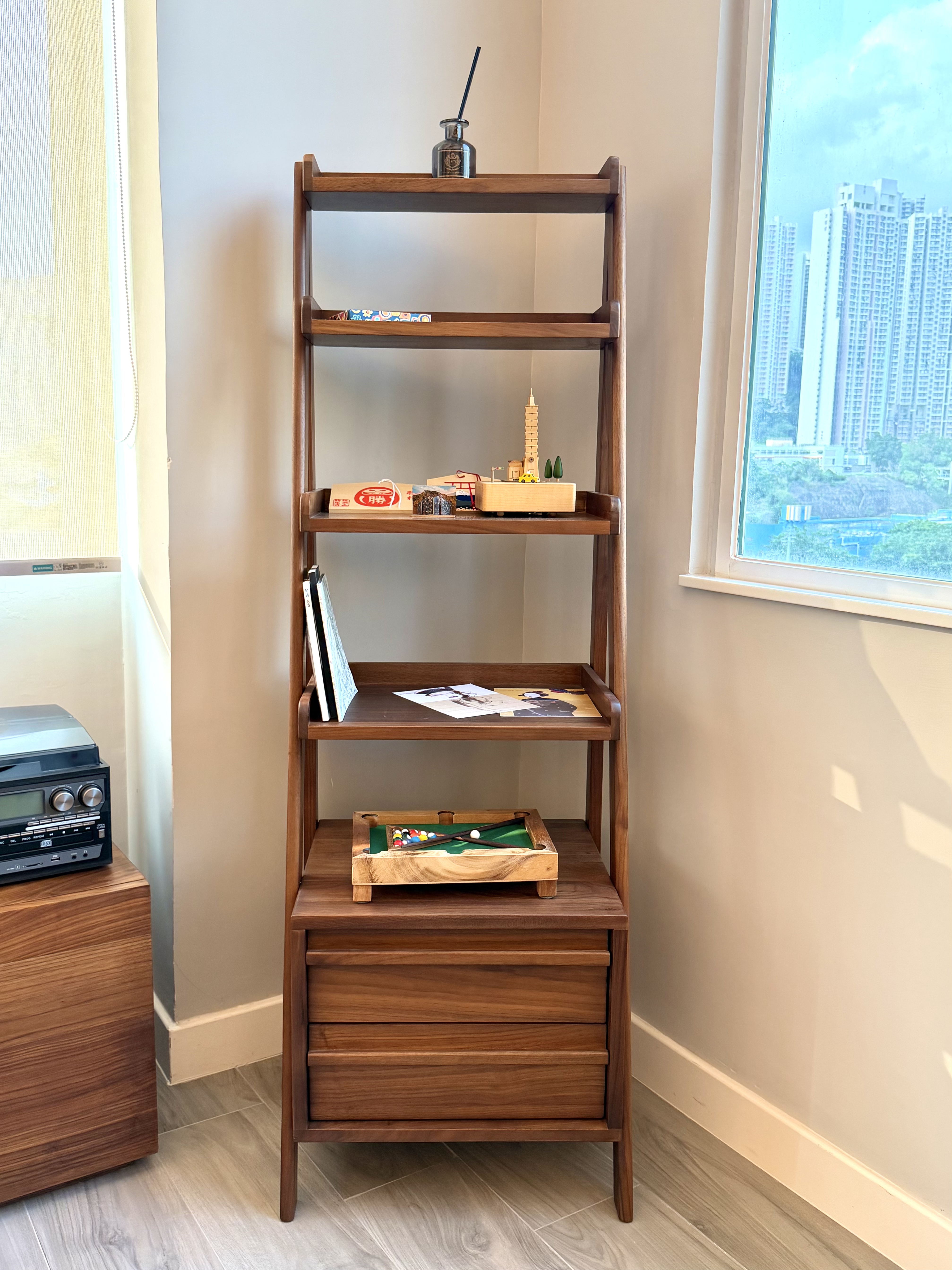 #陳列品清貨 WALNUT Display Cabinet 