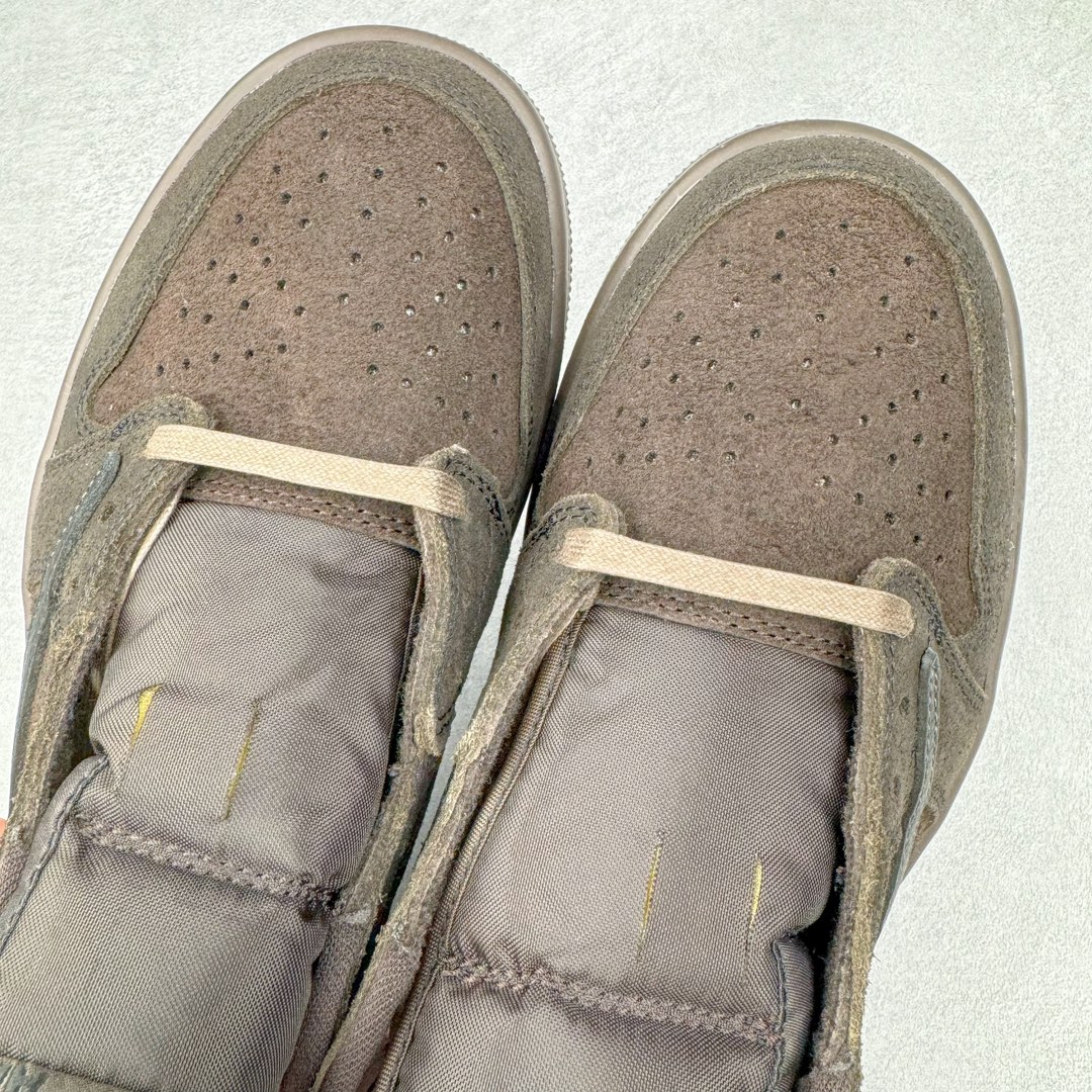 Air Jordan 1 x Travis Scott 'Velvet Brown and Dark Mocha' DM7866-202