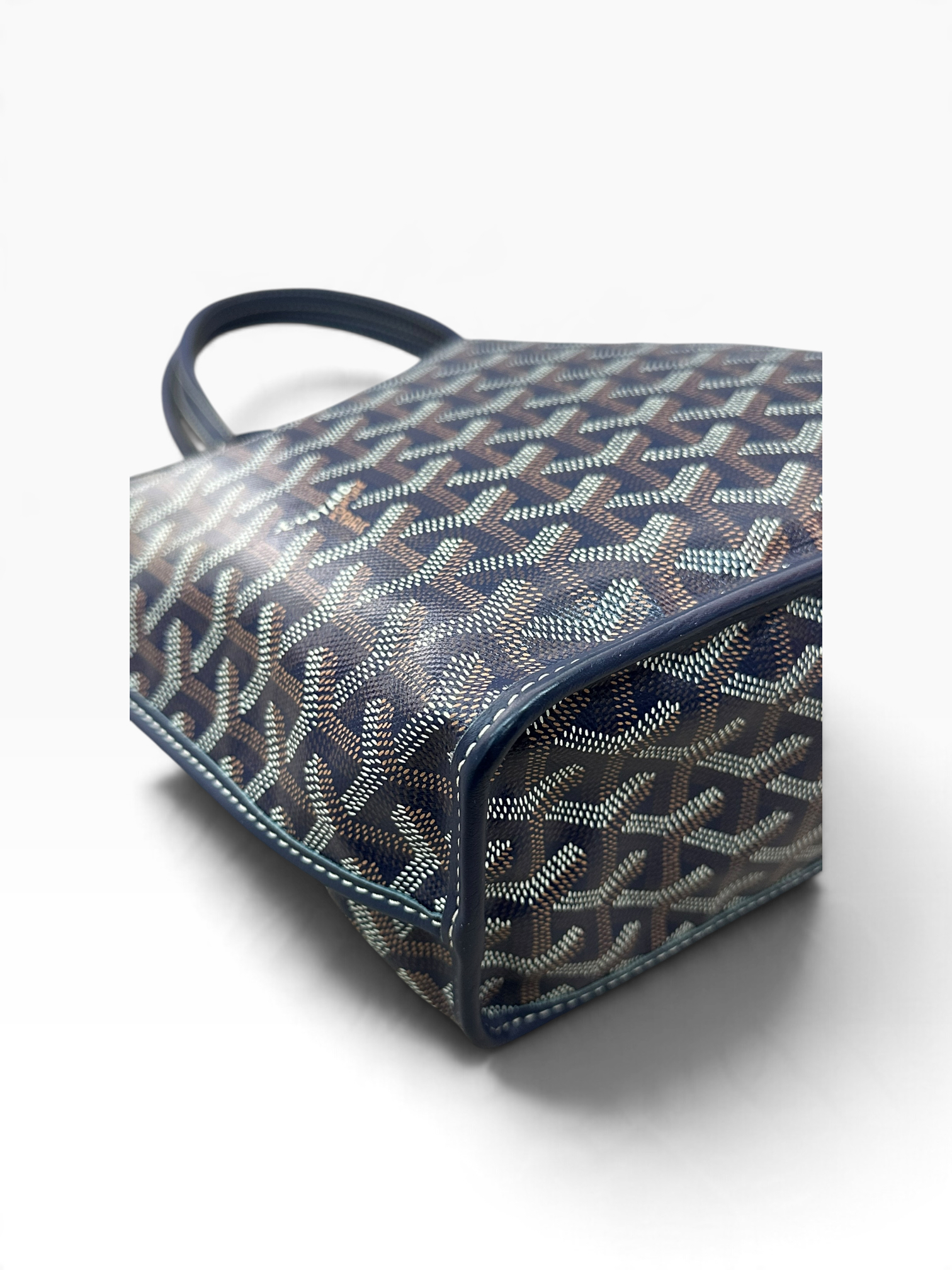 Pre-owned GOYARD Anjou Mini Bag / Product Code: 101101