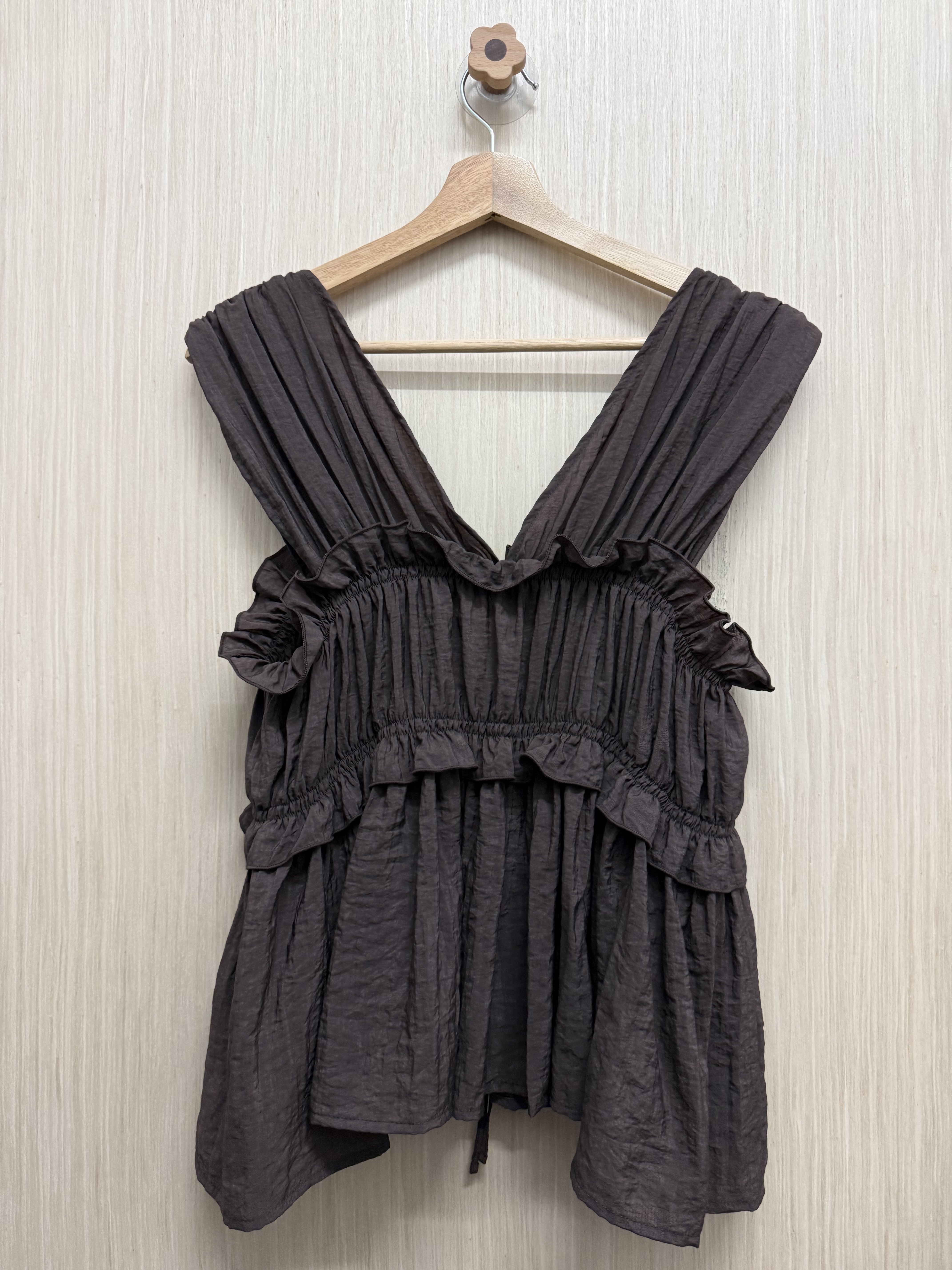 薄皺皺綁帶背心