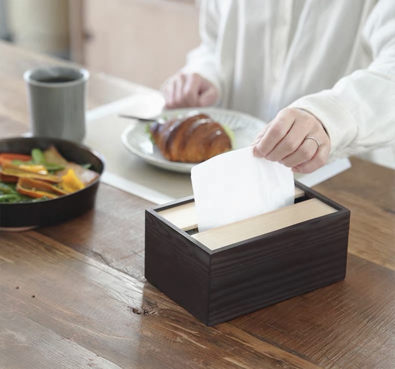 日本霜山松木磁吸紙巾盒