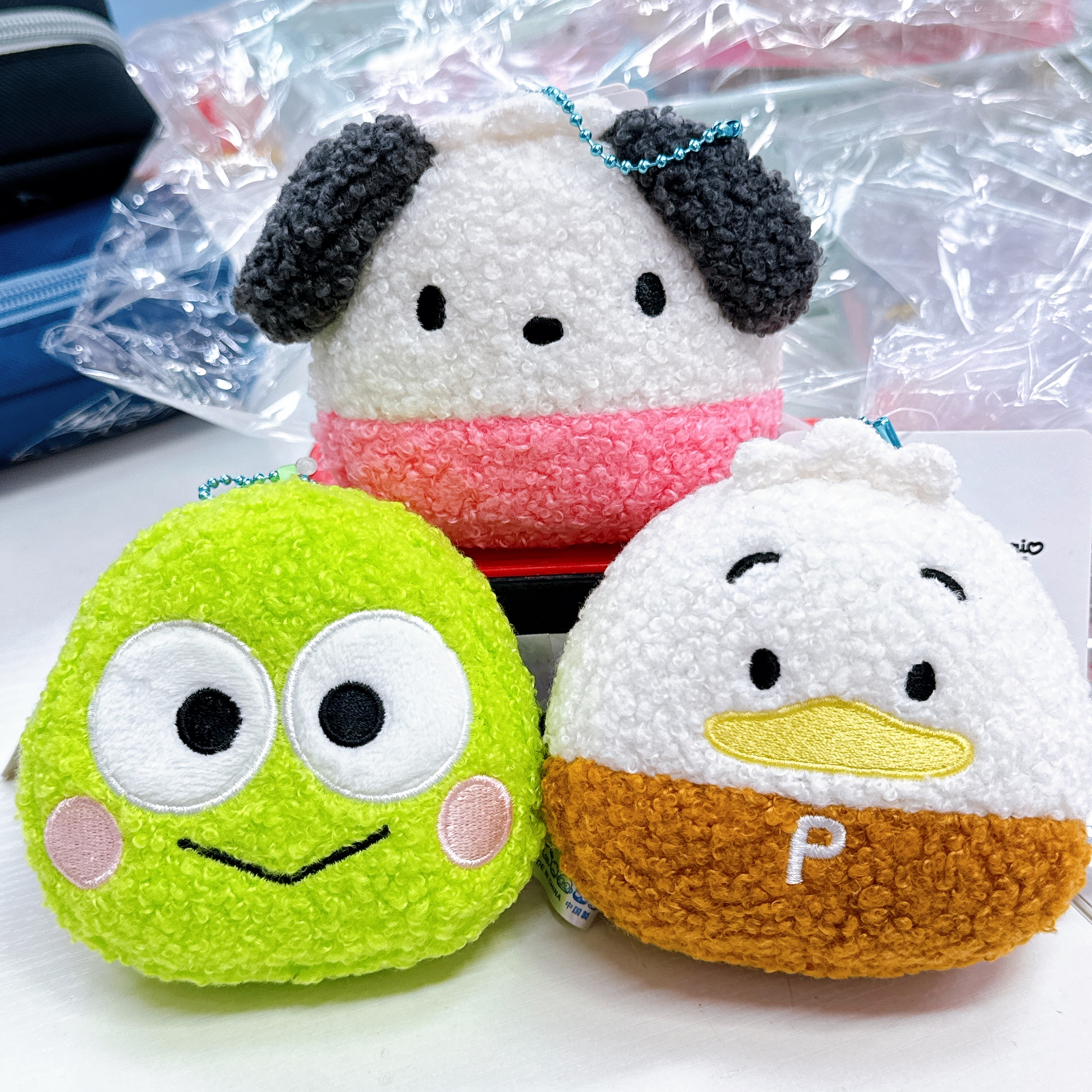 日本城同Sandy Pc狗 青蛙仔 ap鴨 減壓飯團公仔掛飾