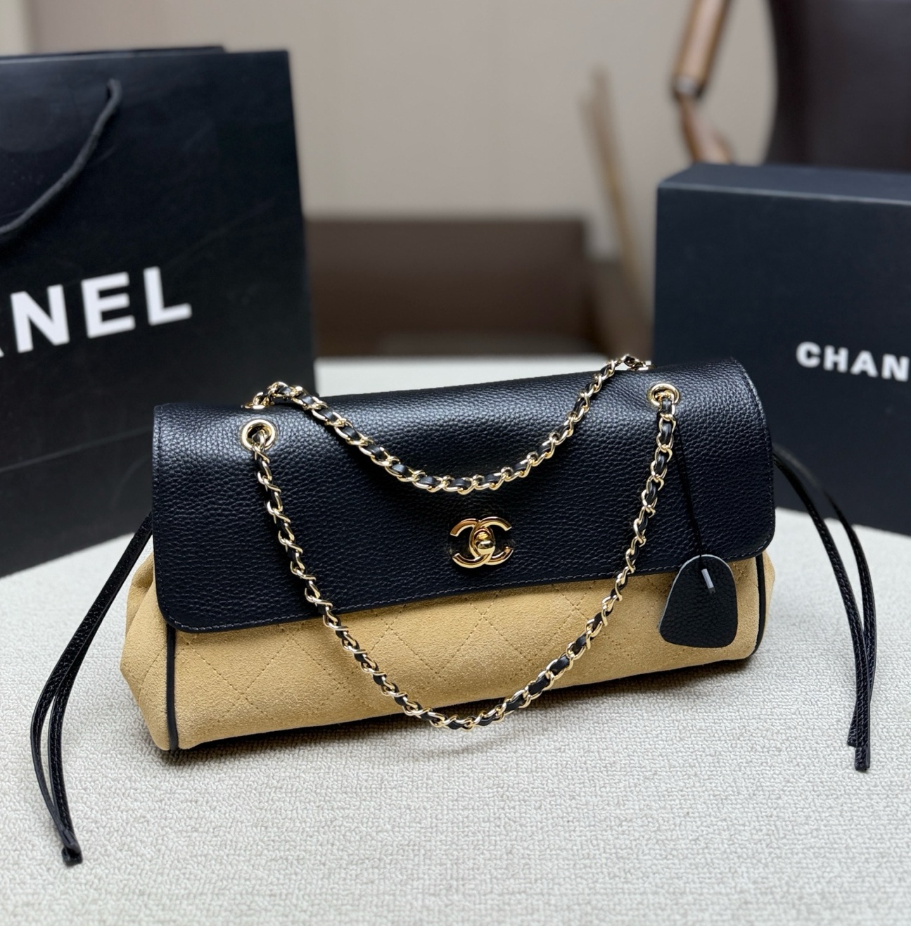 Chanel 菱格紋鏈條包