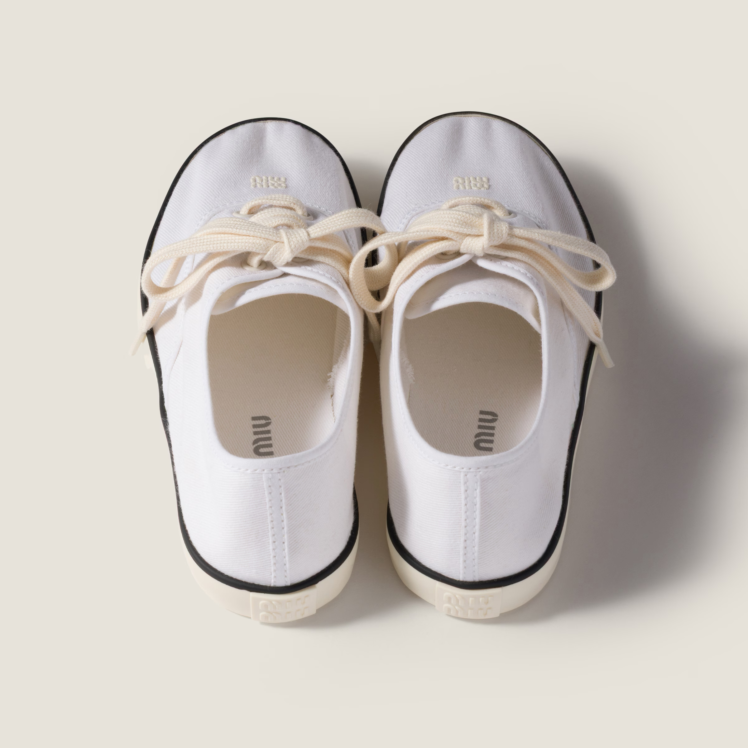 限時優惠✨訂貨❤️MIUMIU drill 帆布鞋 🔖Size 36/37/38/39
