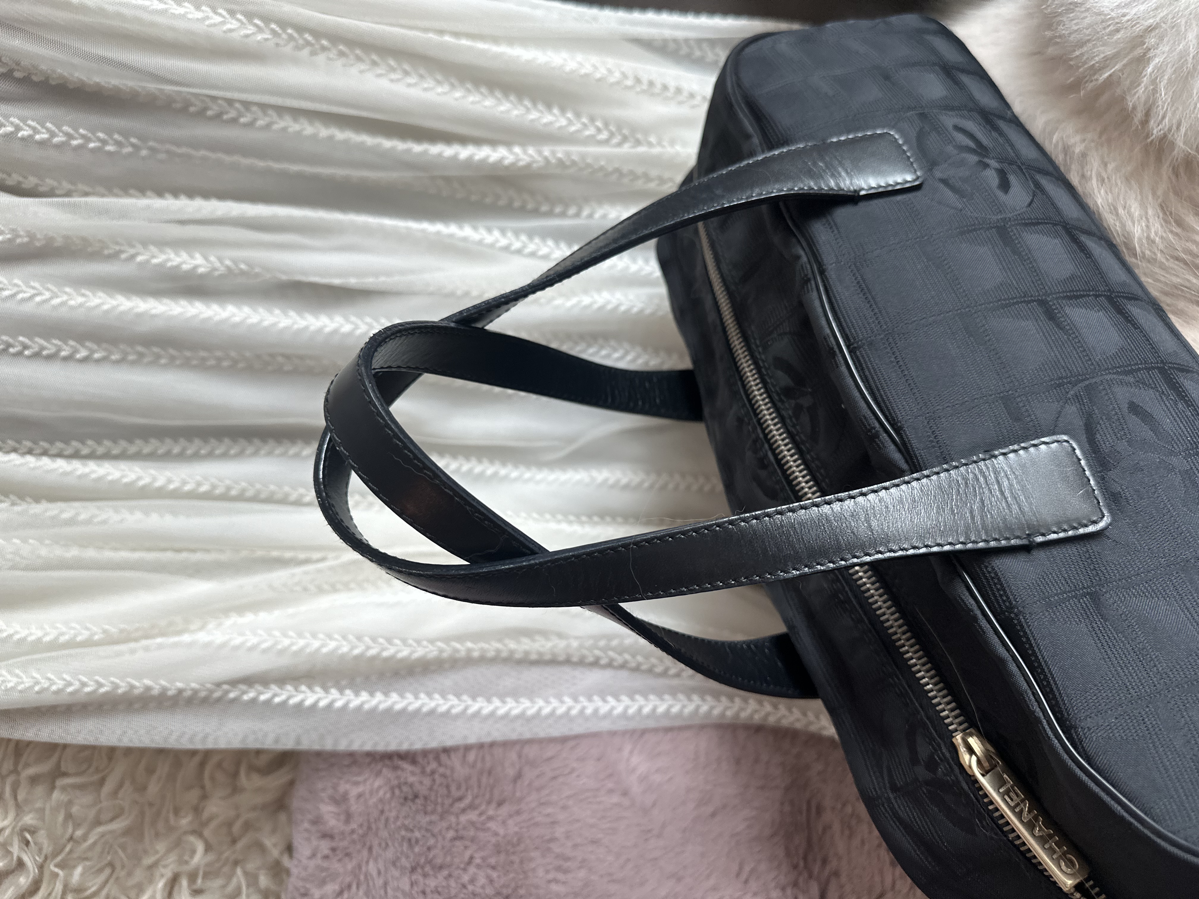 美品  03-04 vintage chanel black jacqurd shoulder bag 