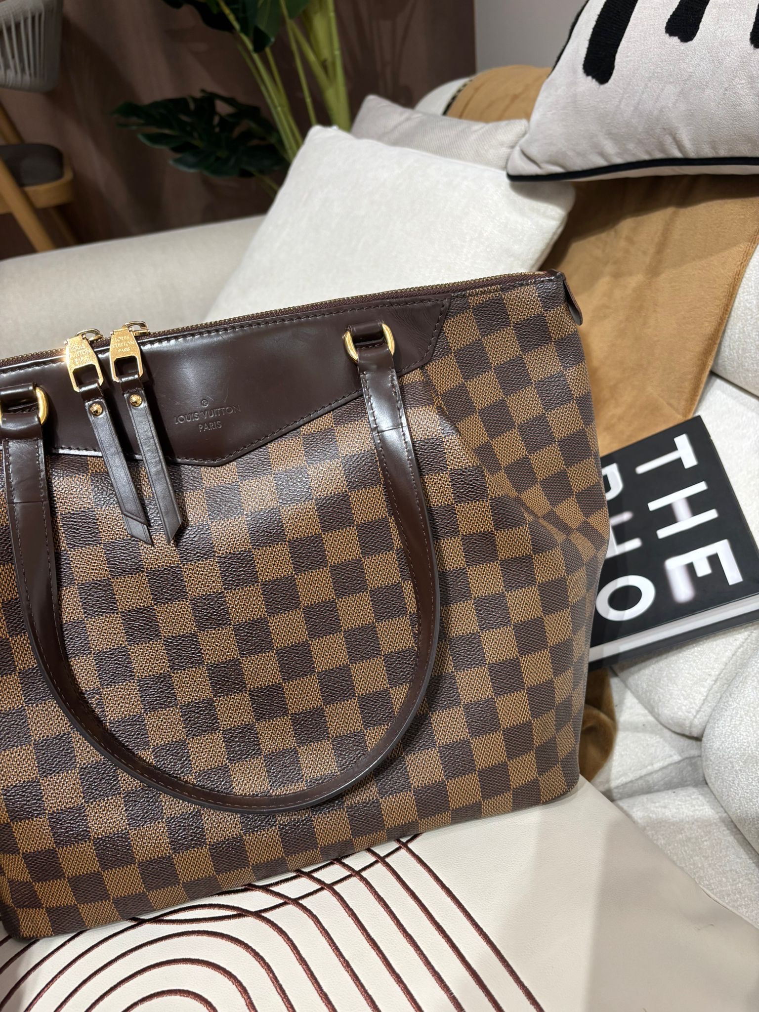LV Westminster MM shoulder bag 100%Authentic,95%new✅dust bag 