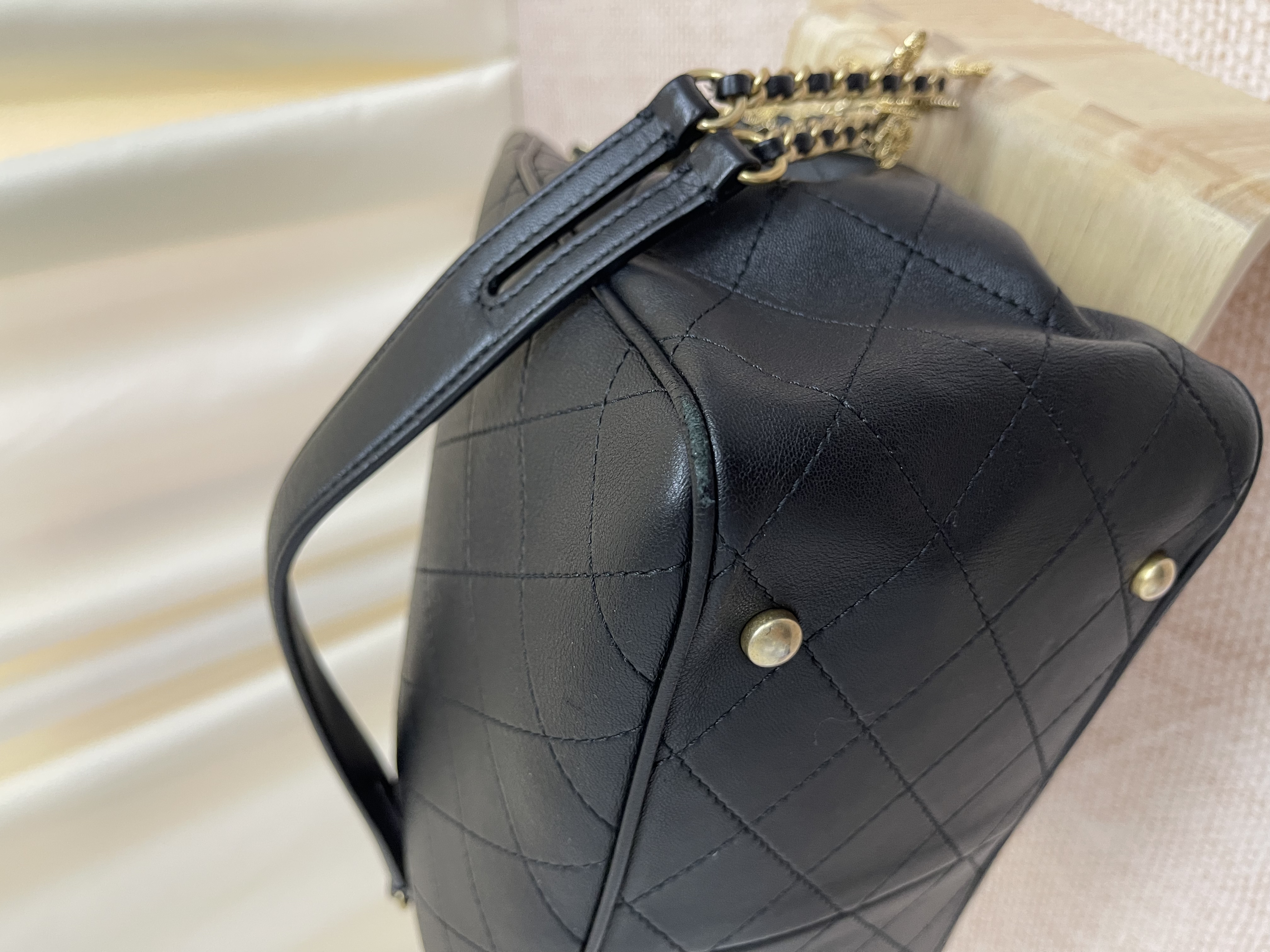 Pre-owned Chanel Bucket Bag/ Product Code: 26022104