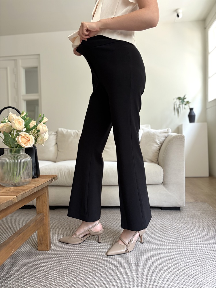 Pull-On Stretch Pants (Black)