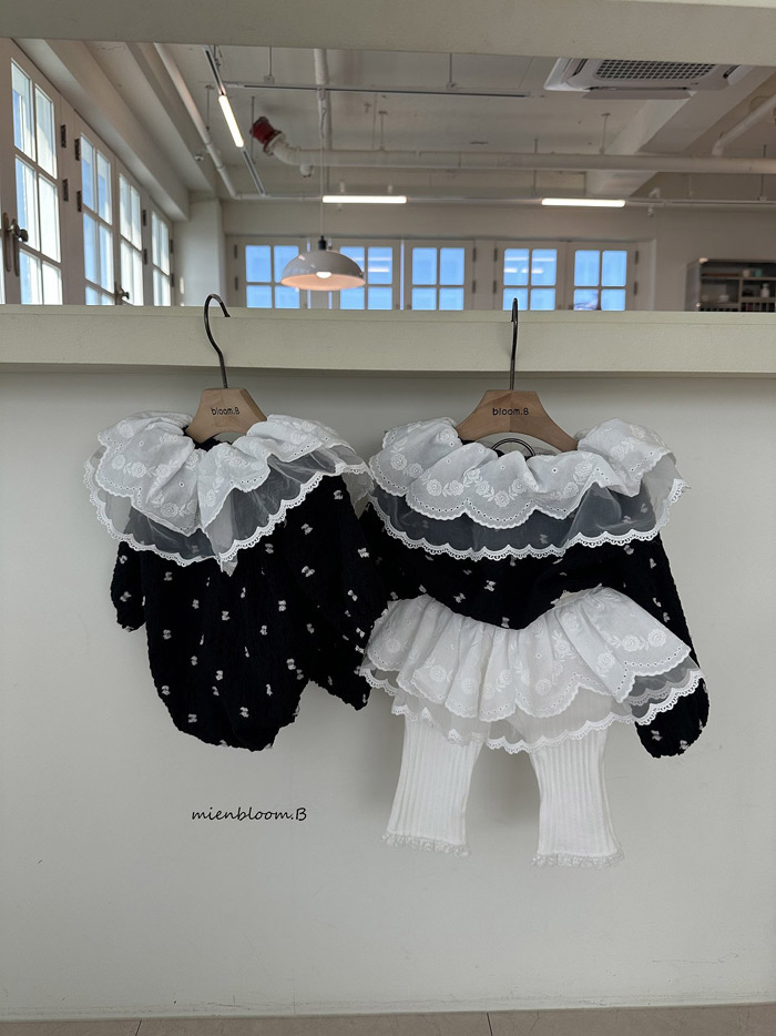 🇰🇷mienbloomb blouse