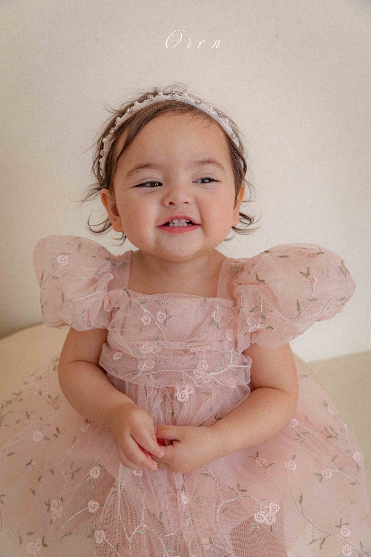 ☀️預訂 韓國直送☀️🇰🇷Oren Roslyn Bloom兩色花卉刺繡泡泡袖包屁裙/連身裙