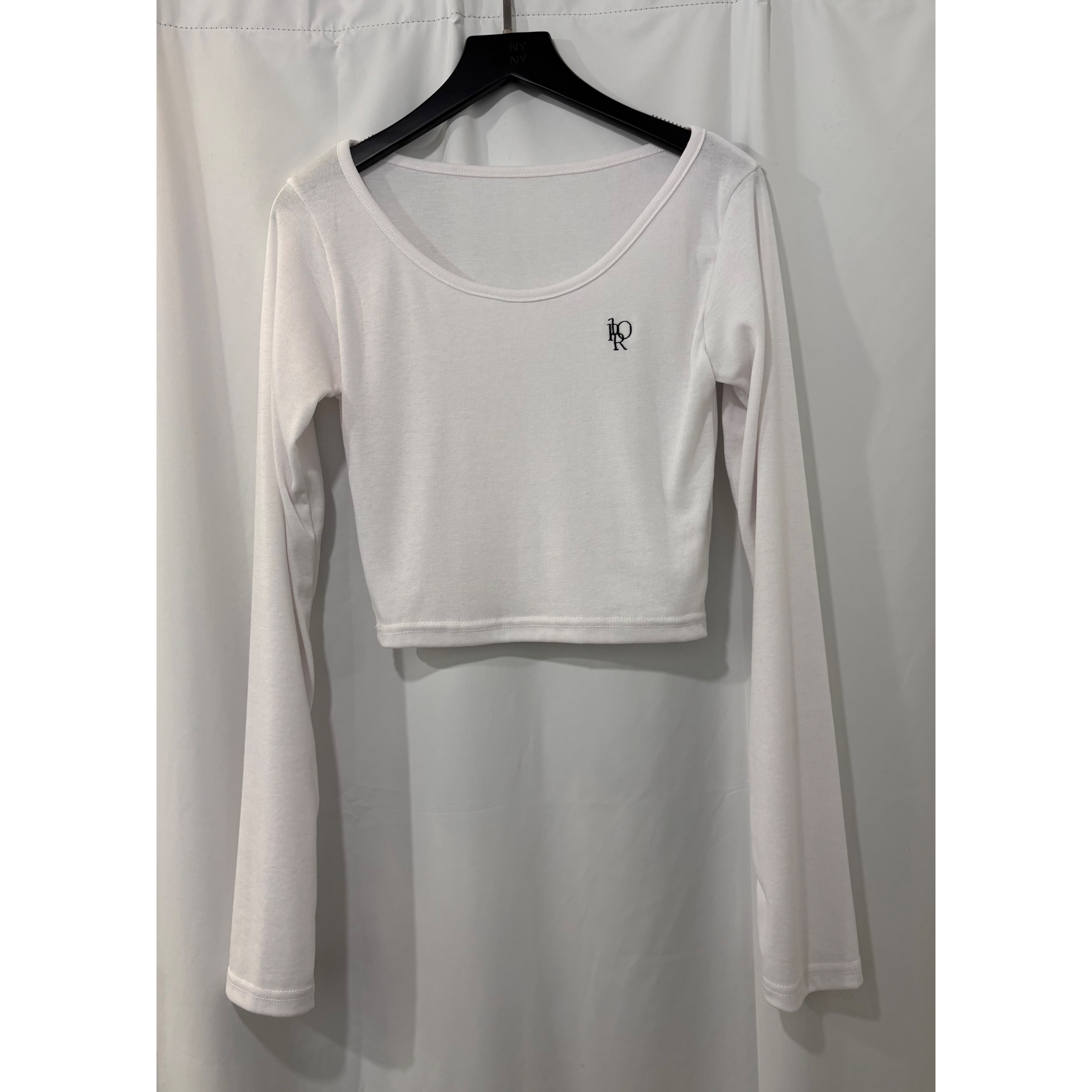 新品價及新年前收貨2月3號8PM截單💛《LOGO SL TOP》 2602H