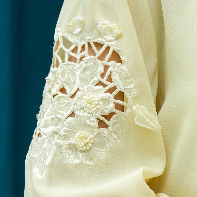 Vintage Japanese Light Yellow Floral Design on Sleeves Light Outer/Blouse (MT1606-33)