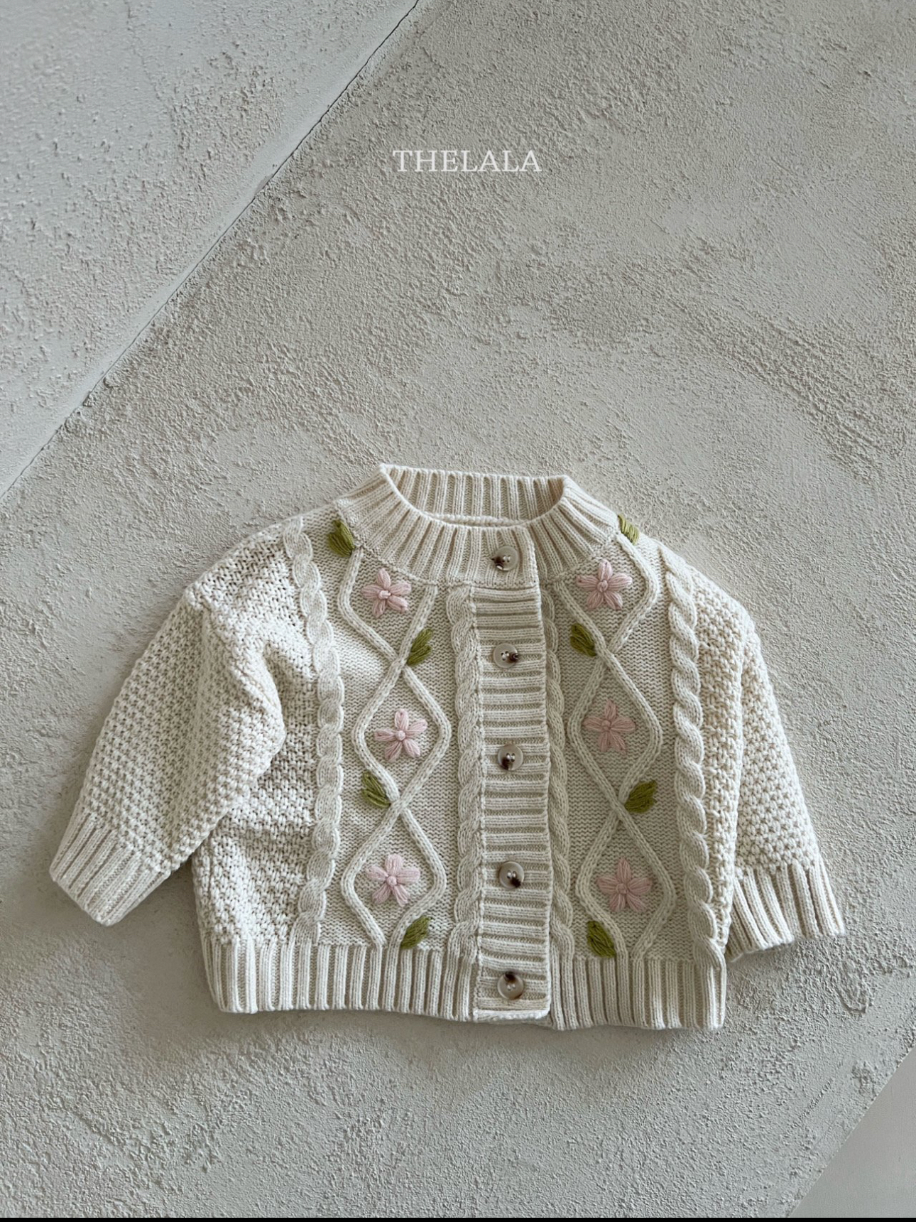 🌸預訂 韓國直送🌸🇰🇷THELALA花卉繡線麻花針織開襟外套