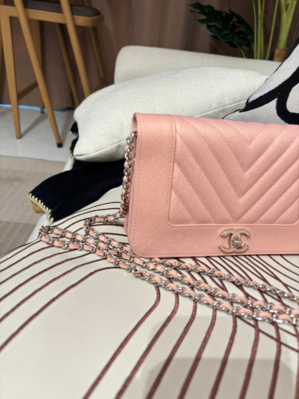 Chanel wallet on chain A93749,荔枝牛皮 100%Authentic ,95%new ✅收據副本✅29card✅ dust bag✅盒
