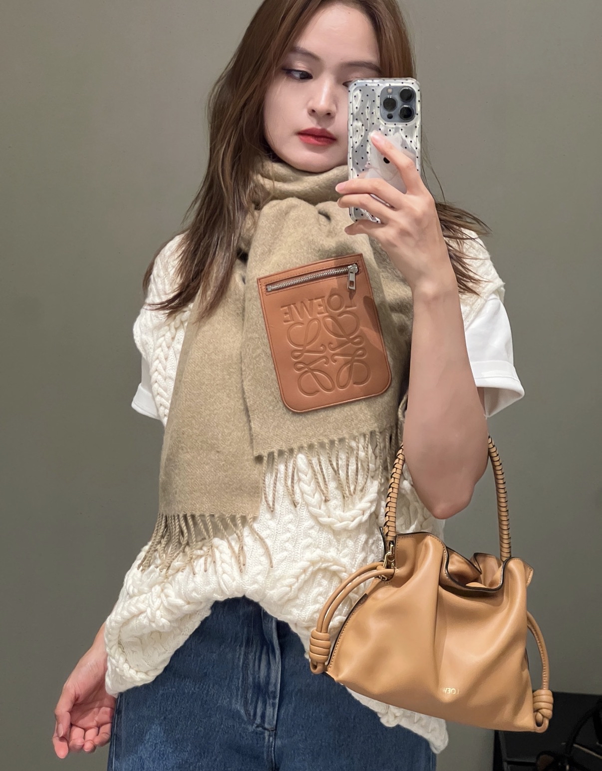 限時優惠✨訂貨🍒Loewe Scarf in wool and cashmere  皮質口袋，有設計感 Size 28x180cm