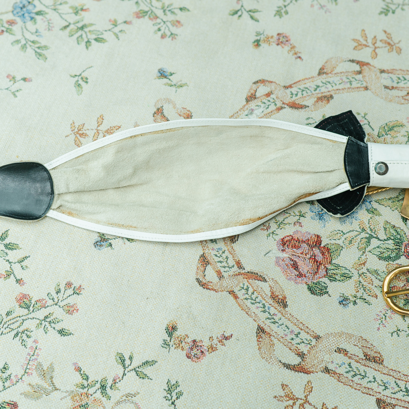 Vintage 1980s Dramatic Leather and Metal Double Layer Bow White Leather Belt from Canada(MT1583)