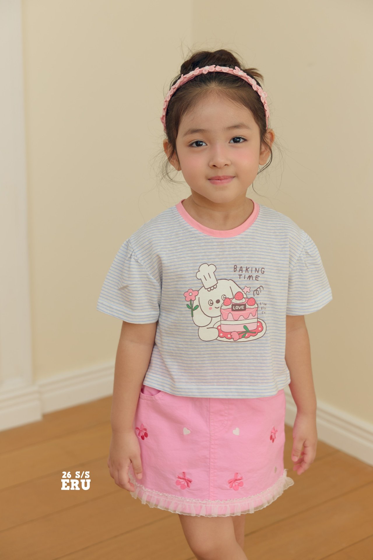 刺繡蝴蝶結🎀  短裙