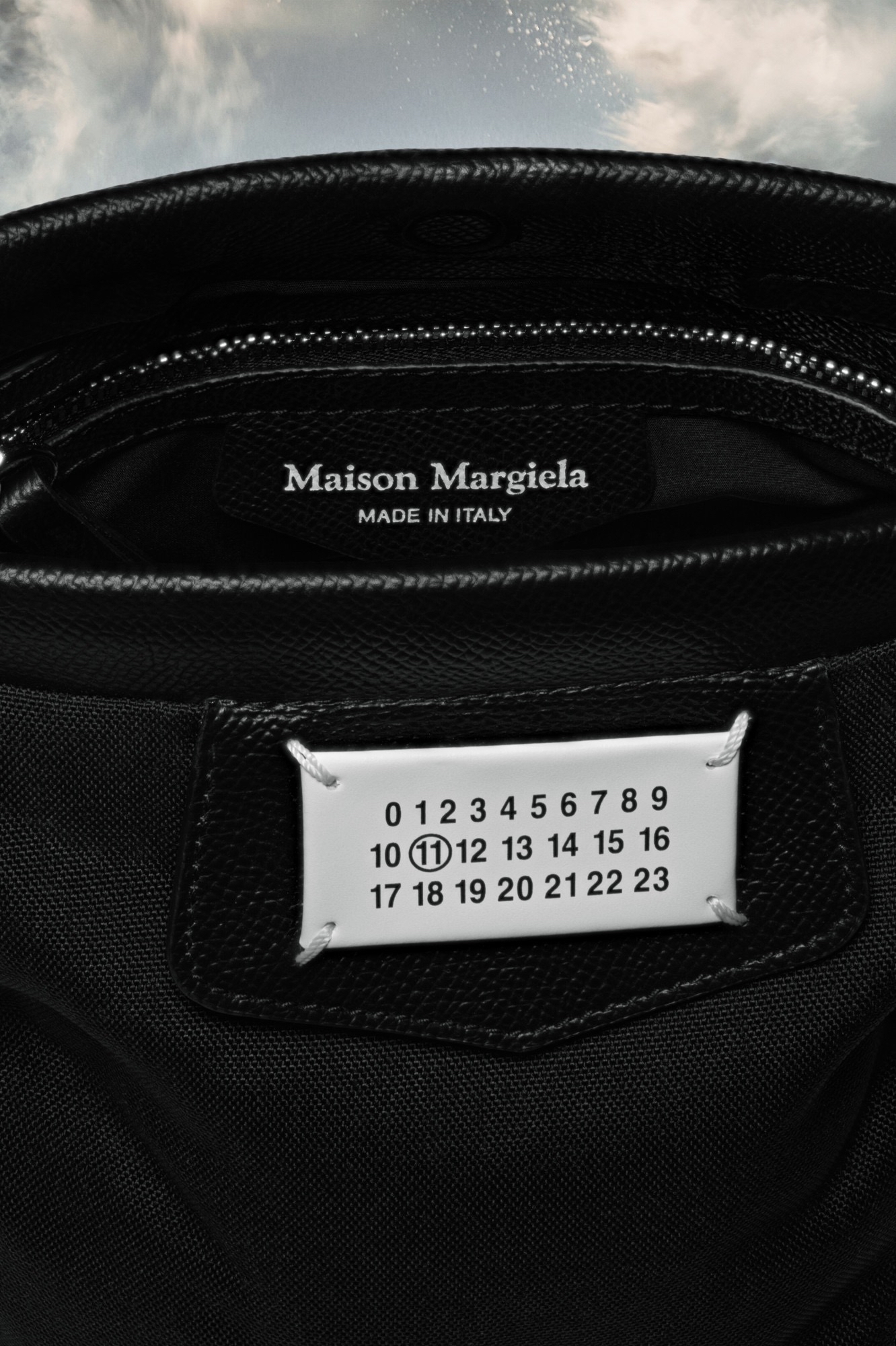 Maison Margiela 男女同款 Glam Slam 絎縫單肩包均碼碼24cm*5cm*25cm 