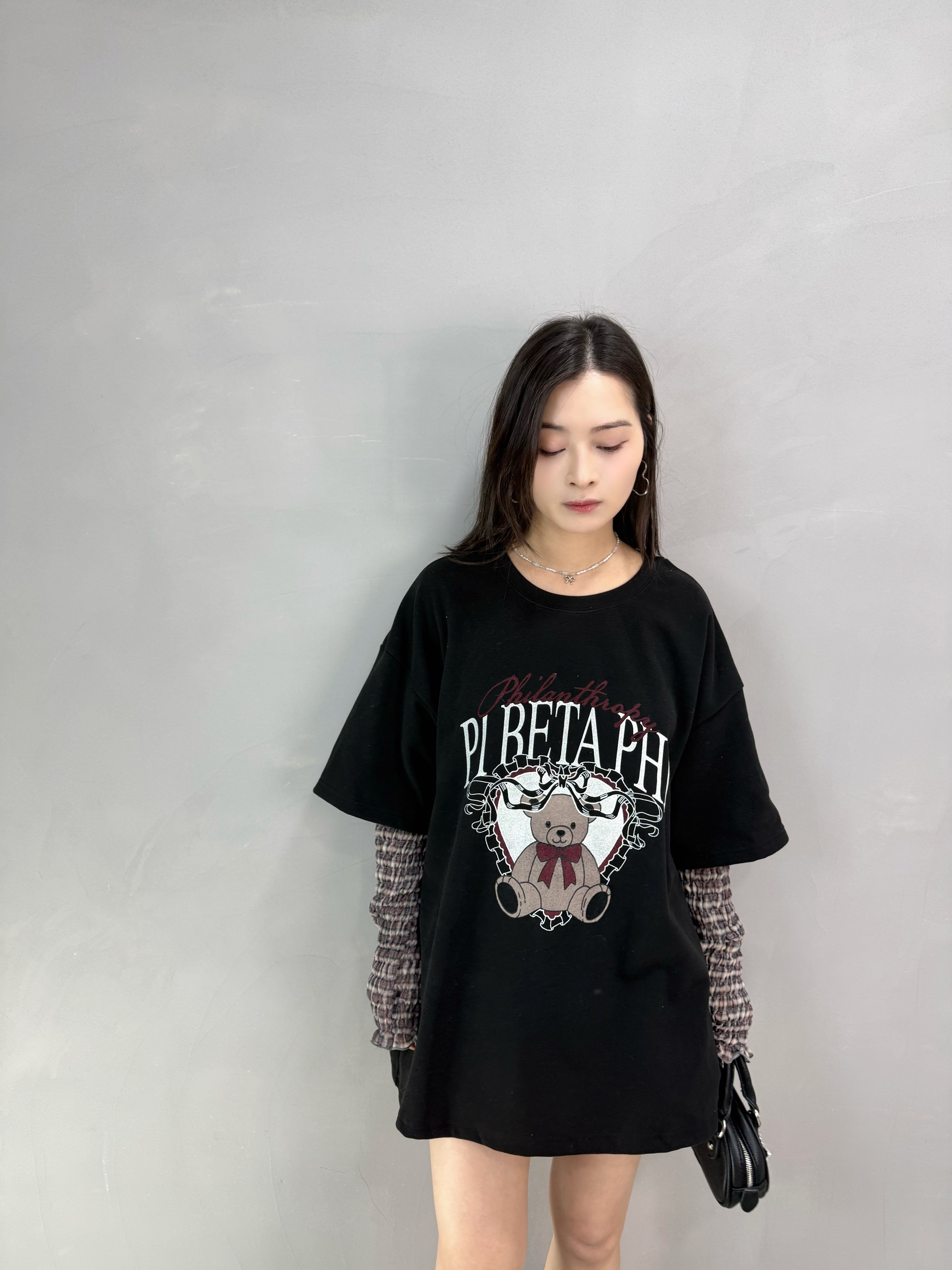 G80 假兩件格仔袖熊仔Tee