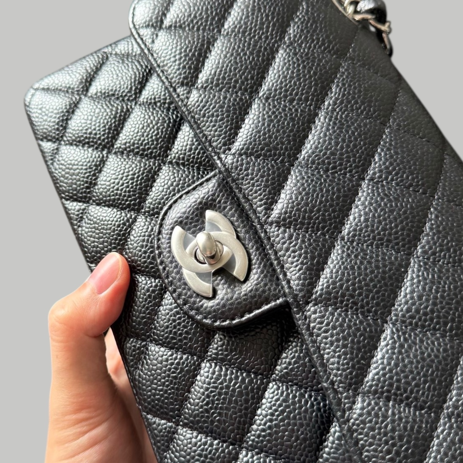 Chanel Caviar CF23銀扣
