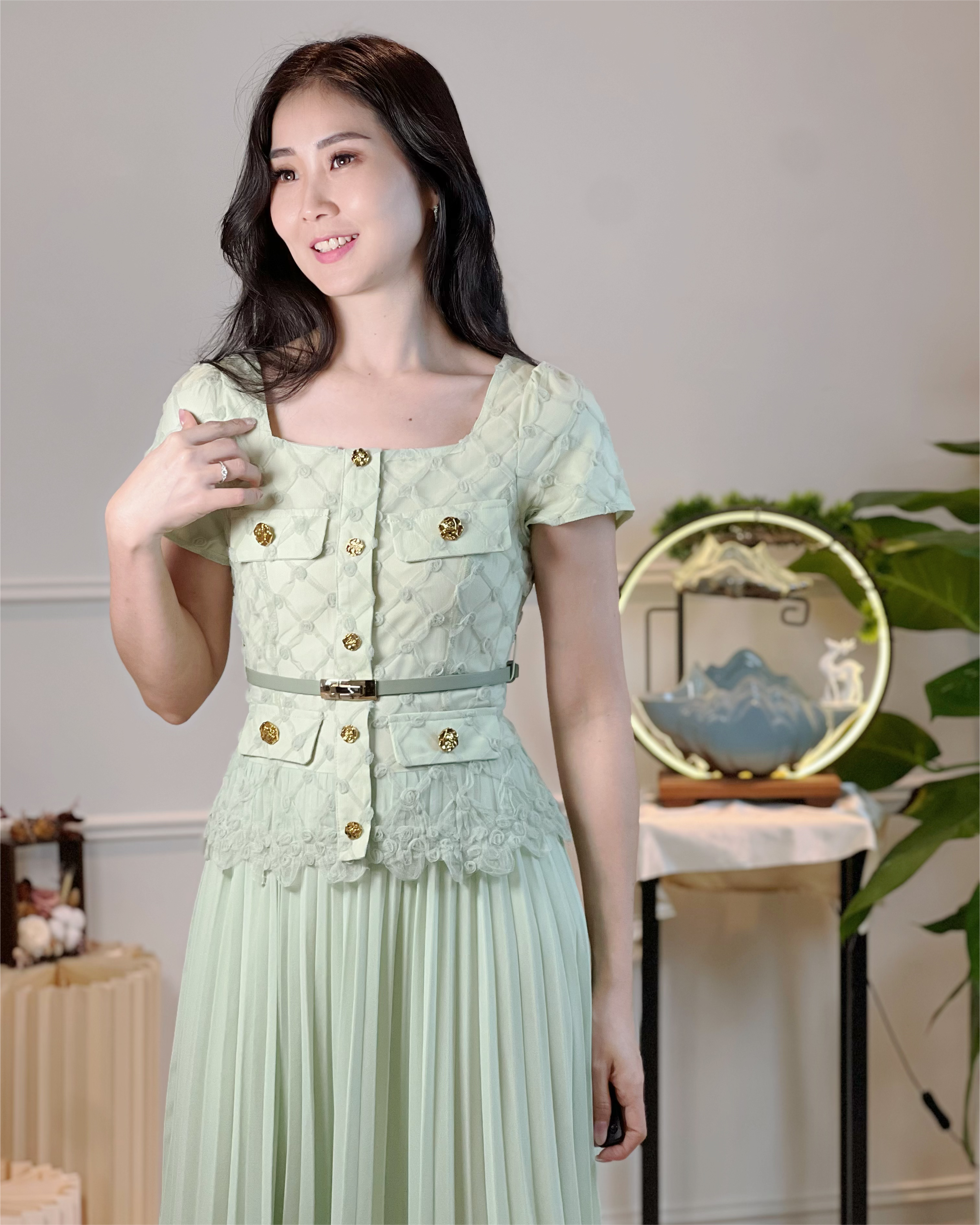 5097 Hedda Lush Meadow Midi Dress