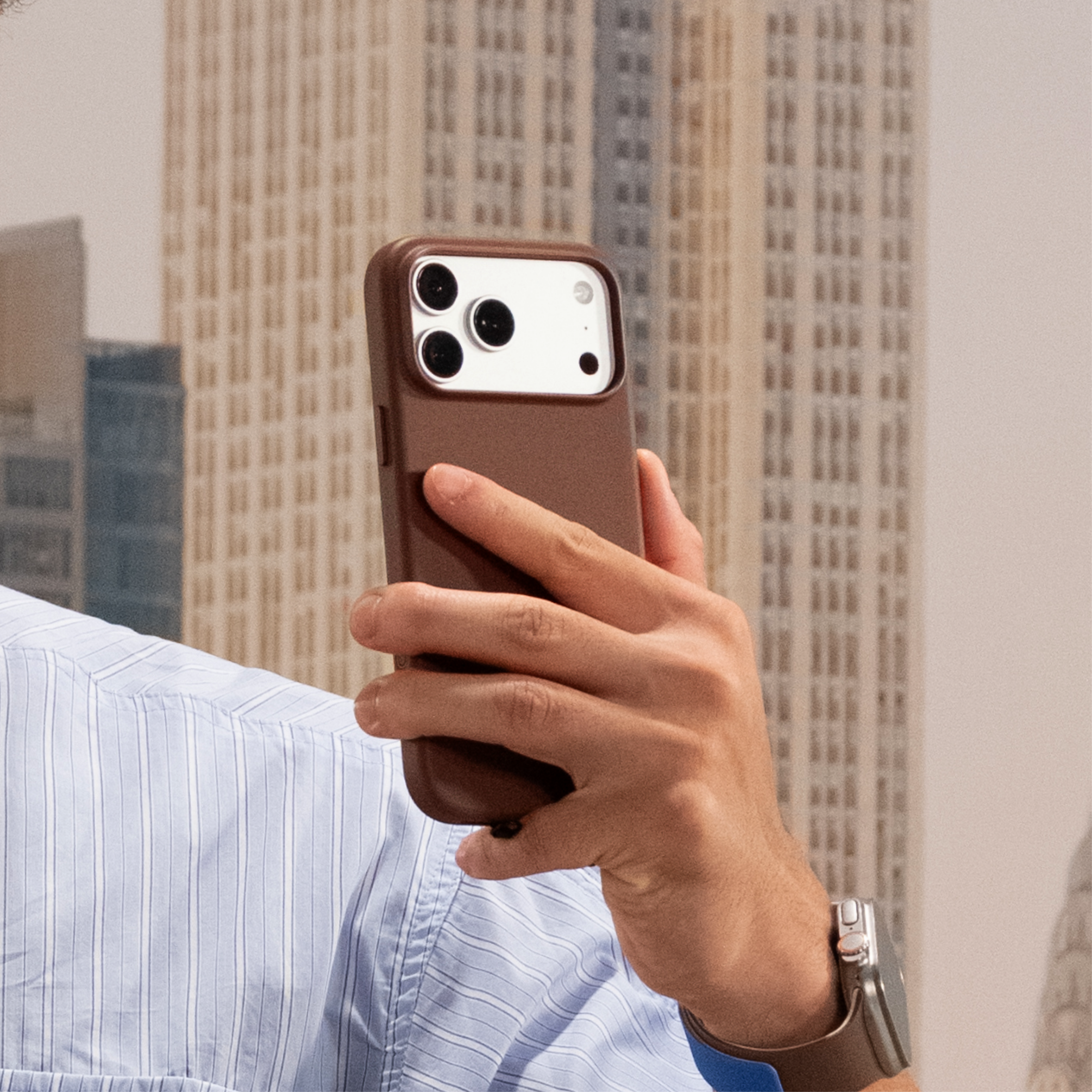 MOFT Snap Case for iPhone 18 Pro MOVAS™ 皮革磁力保護殼