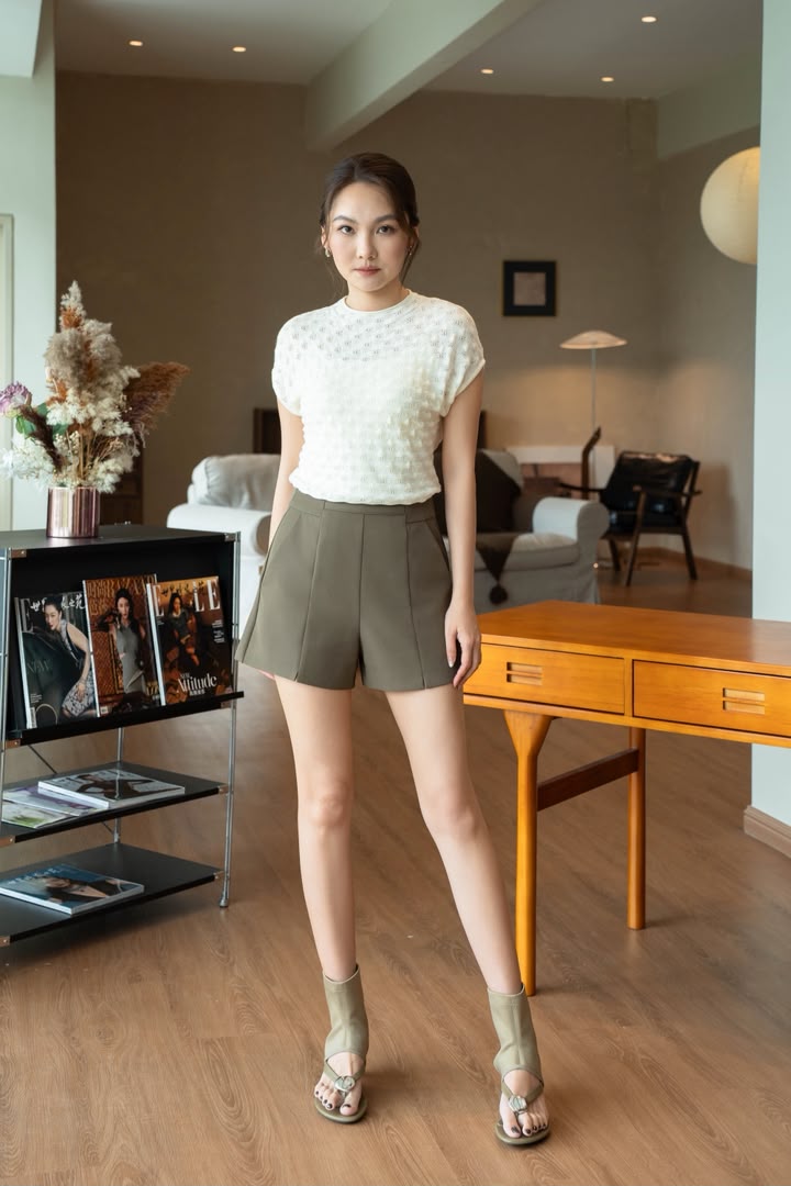 SS-Y692 IN-HOUSE TAILORMADE SHORT PANT