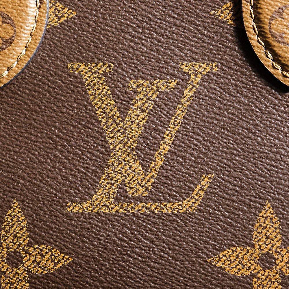 𝐎𝐍𝐓𝐇𝐄𝐆𝐎 𝐁𝐁芯片菱形跳动码迷你系列👜✨ 𝑶𝒏𝒕𝒉𝒆𝒈𝒐系列不断发展壮大， 上市之后一直处于断货王的存在〰️ 保留了原有的经典惊艳之作， 但它重新诠释出一种不同的味道， 作为小包当道的时代， 𝐌𝐢𝐧𝐢系列更加小巧可爱，颜值更胜一筹！ 同样的复古百搭爆款，独特的尺寸设计，将它再次带回时尚前沿！ 简直就是夏日的百搭神器！ 五金材质：厚镀纯钢五金 皮料材质：菱形法国原厂皮面料【芯片版】 尺寸详情：𝟏𝟖*𝟏𝟓*𝟖.𝟓𝐜𝐦